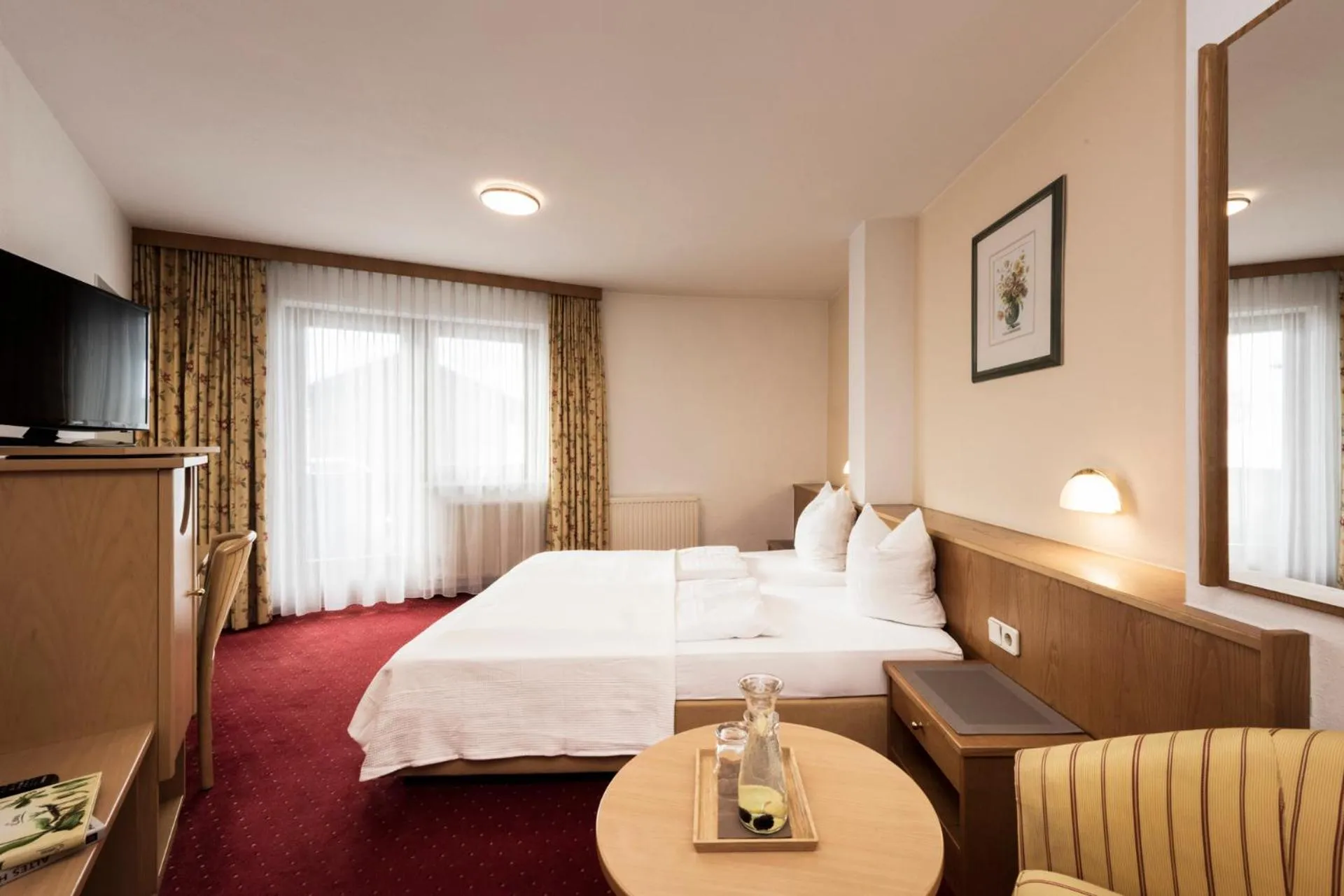 Bed in Hotel Medrazerhof