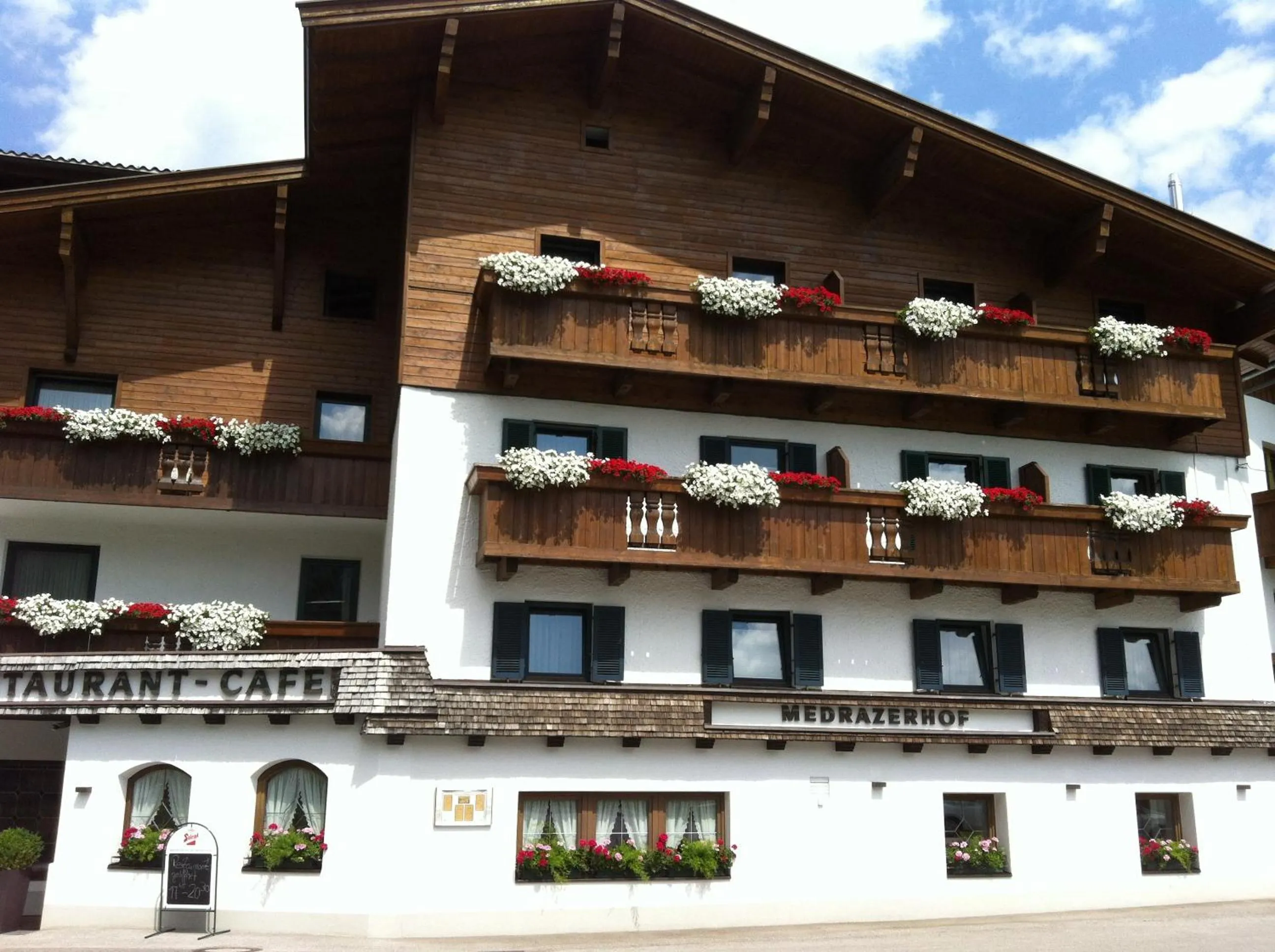 Facade/entrance in Hotel Medrazerhof