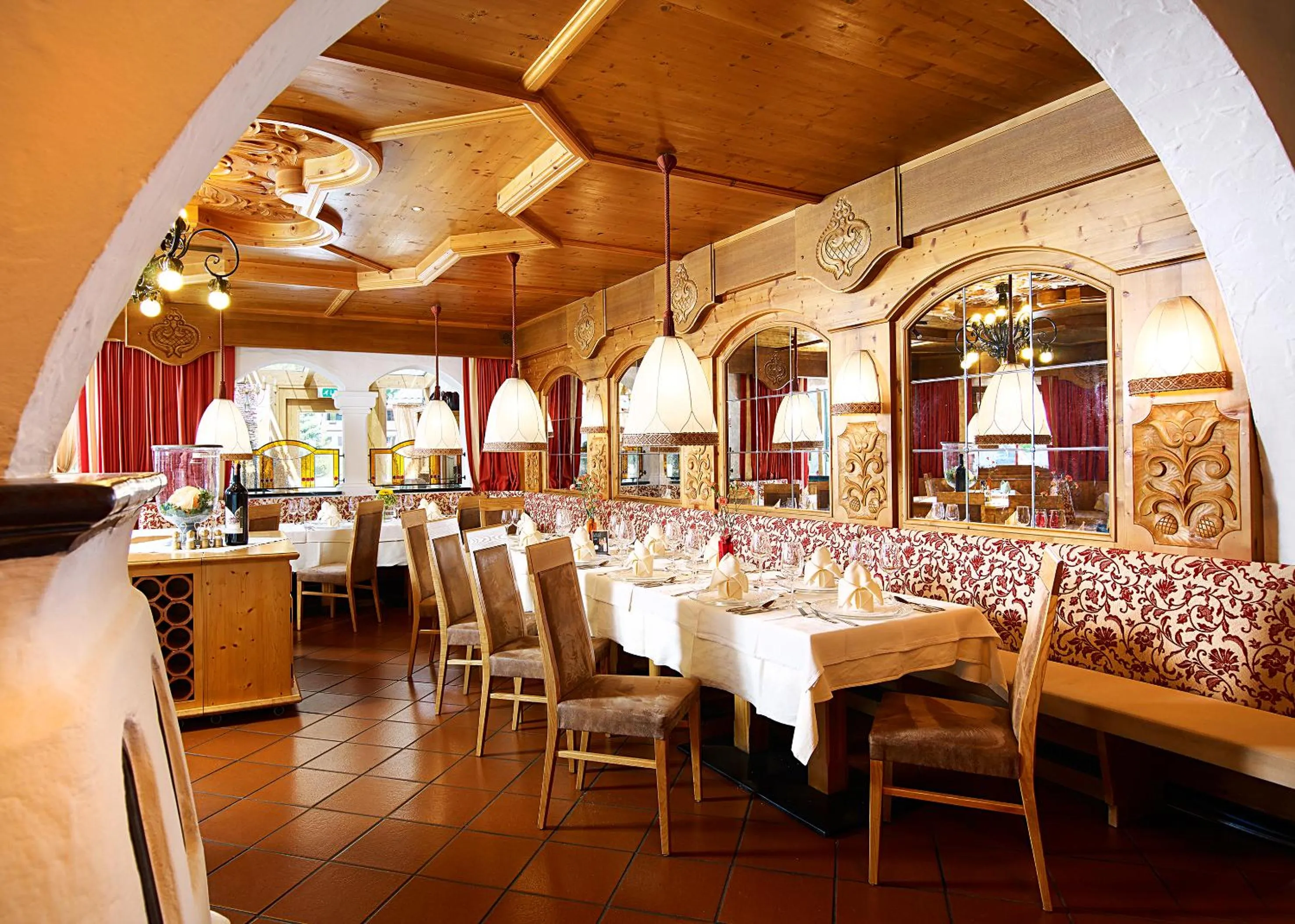 Restaurant/places to eat in Hotel Medrazerhof