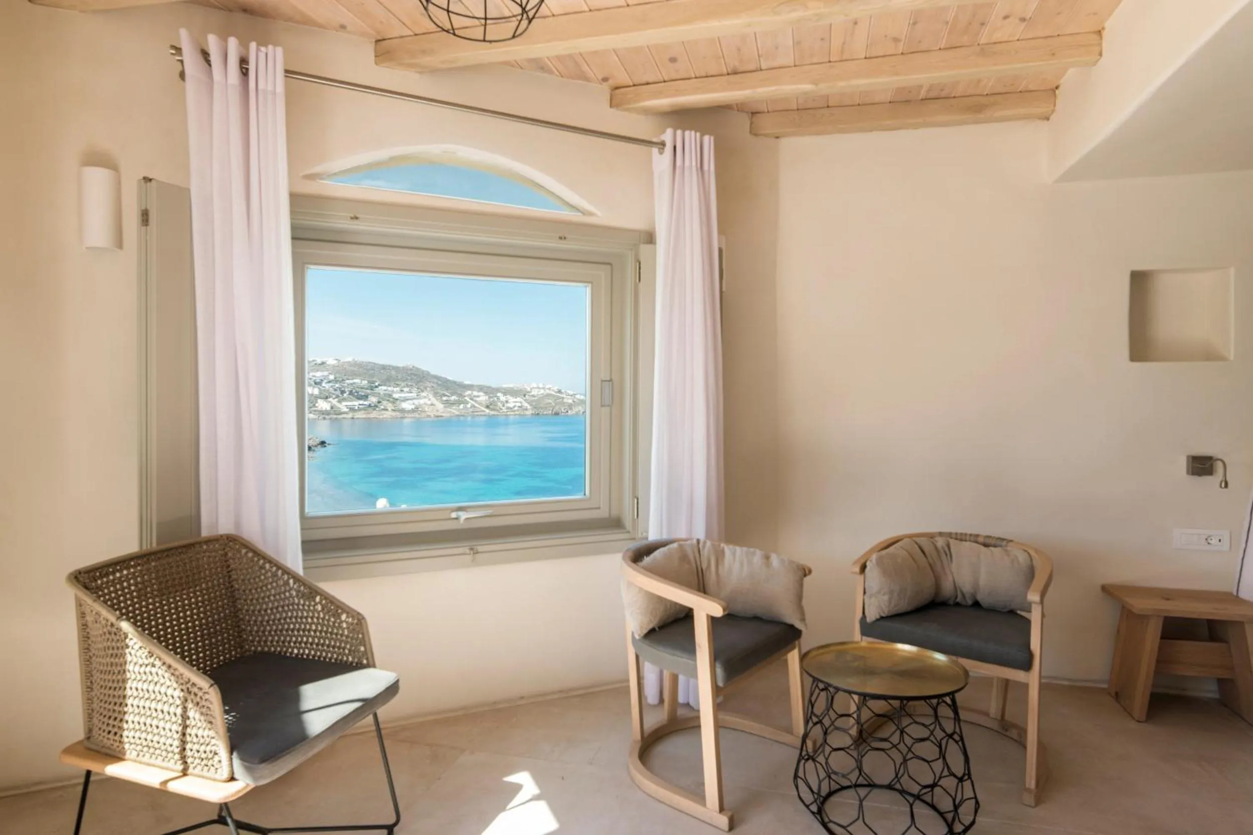 Seating area in Legacy Suites