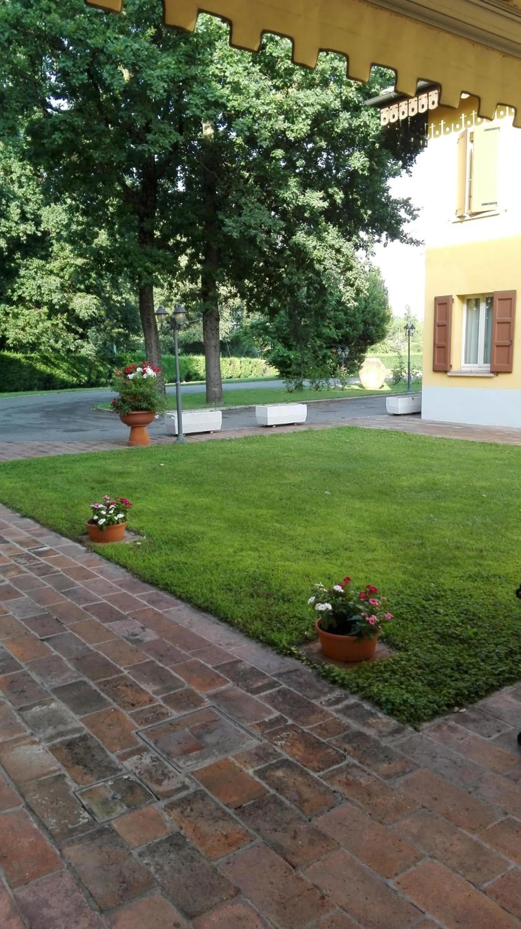 Spring in Corte Degli Estensi