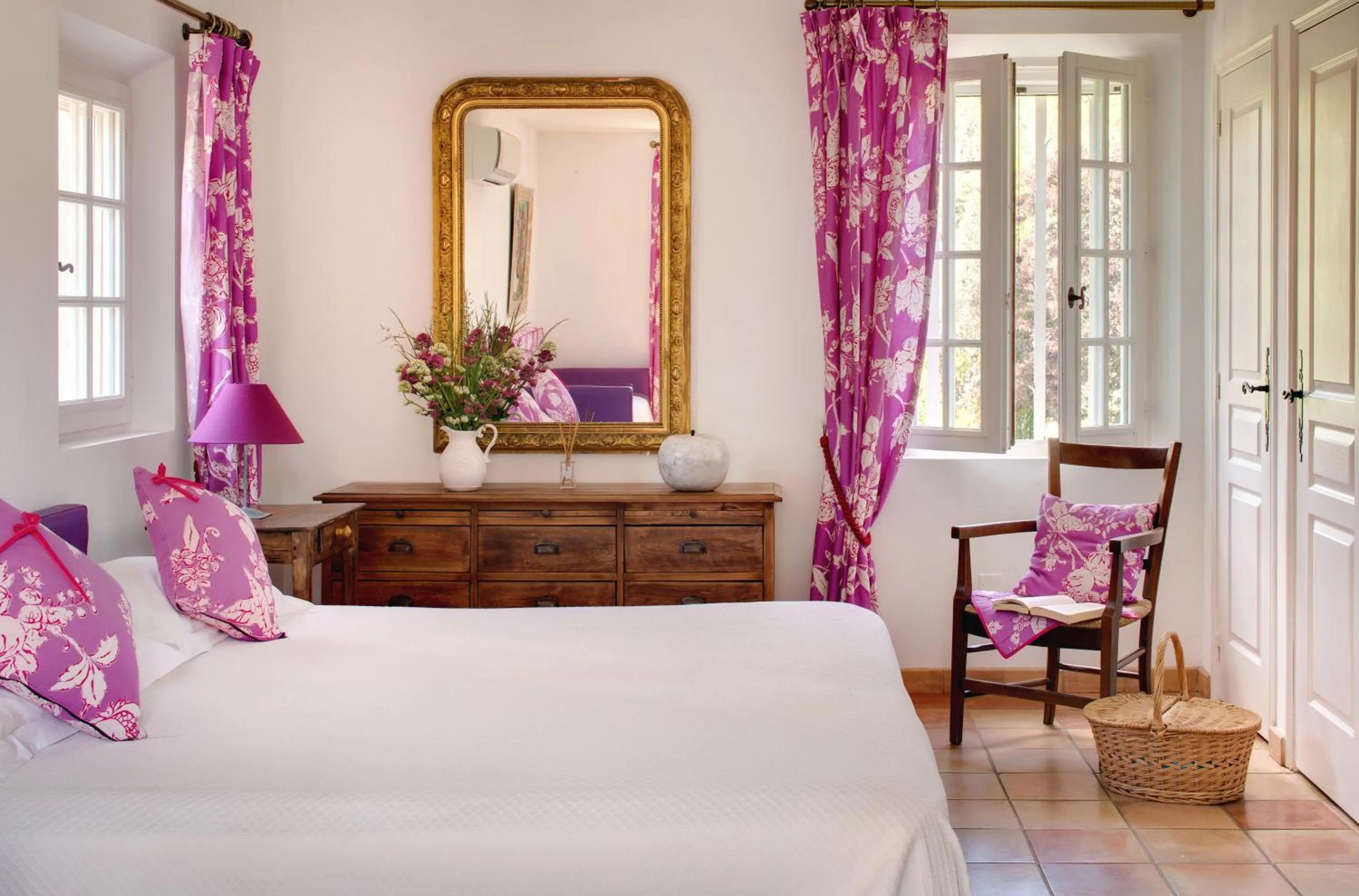 Bedroom, Bed in La Ferme D'Augustin