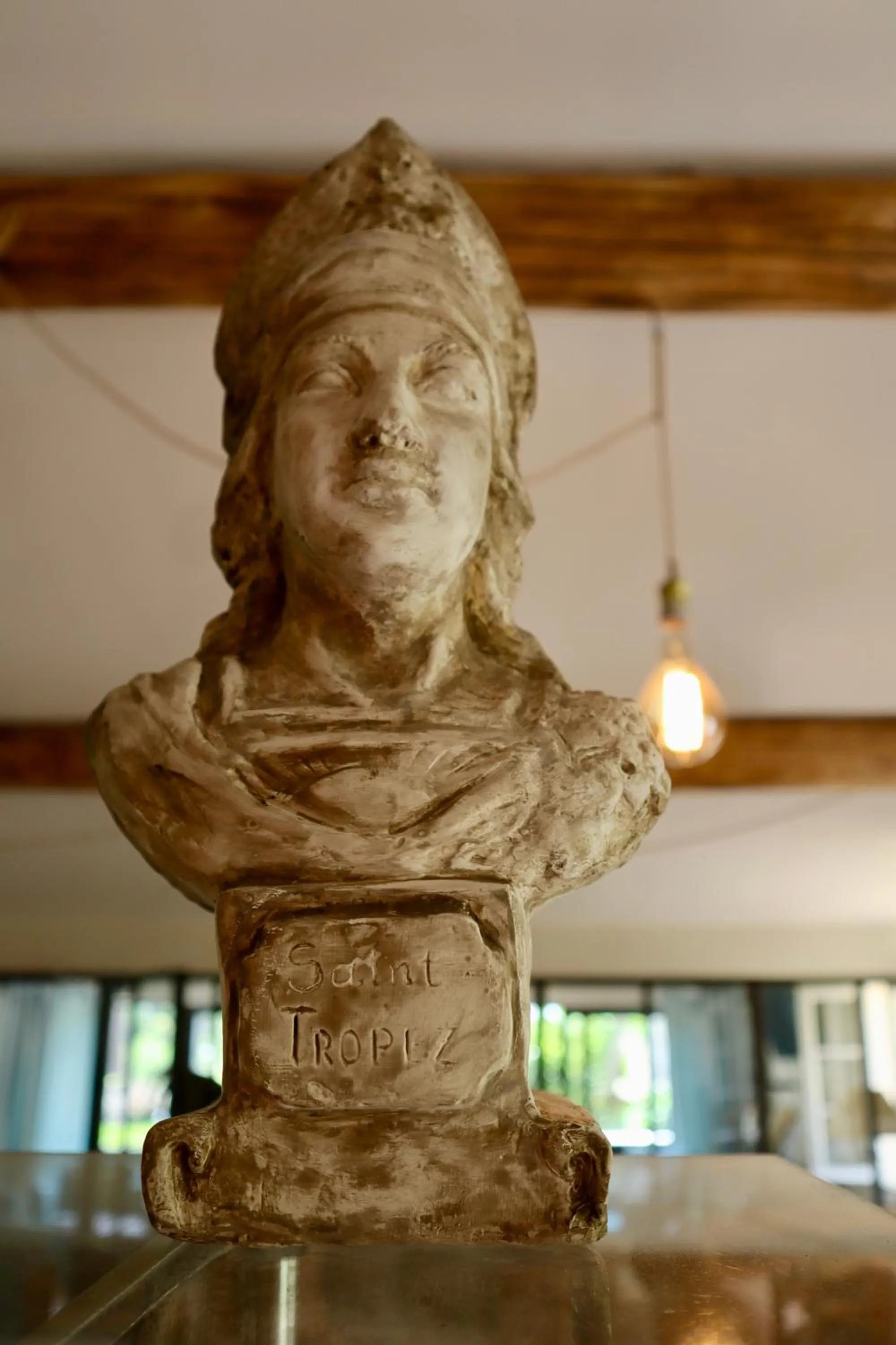 hair dresser in La Ferme D'Augustin