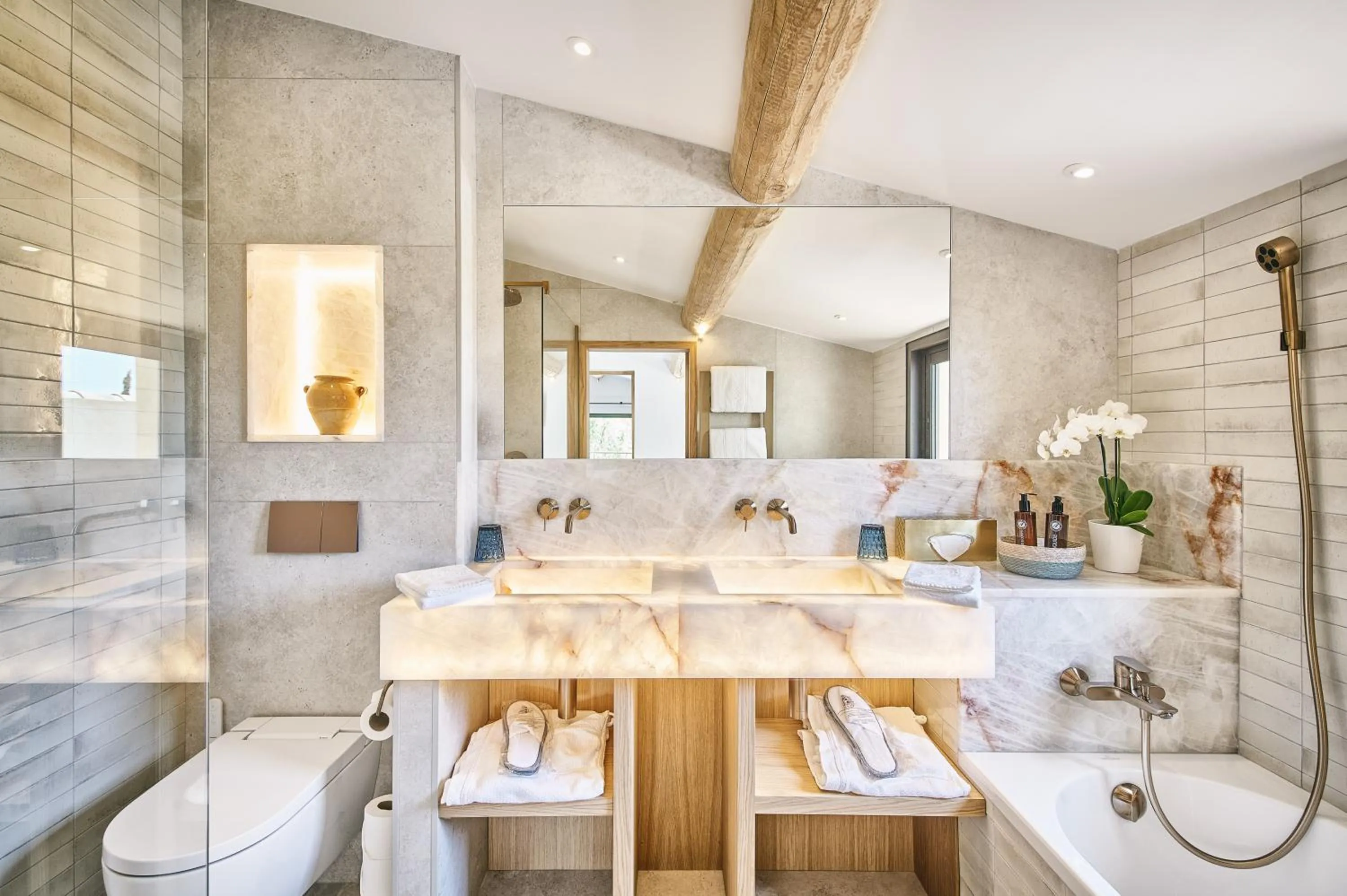 Bathroom in La Ferme D'Augustin