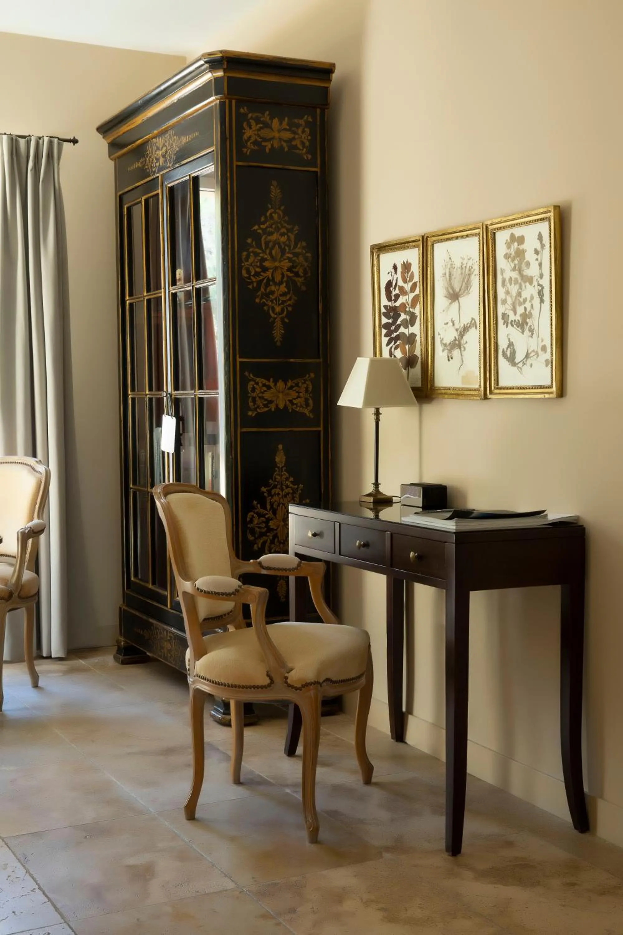 Decorative detail in Le Phébus & Spa – Relais & Châteaux