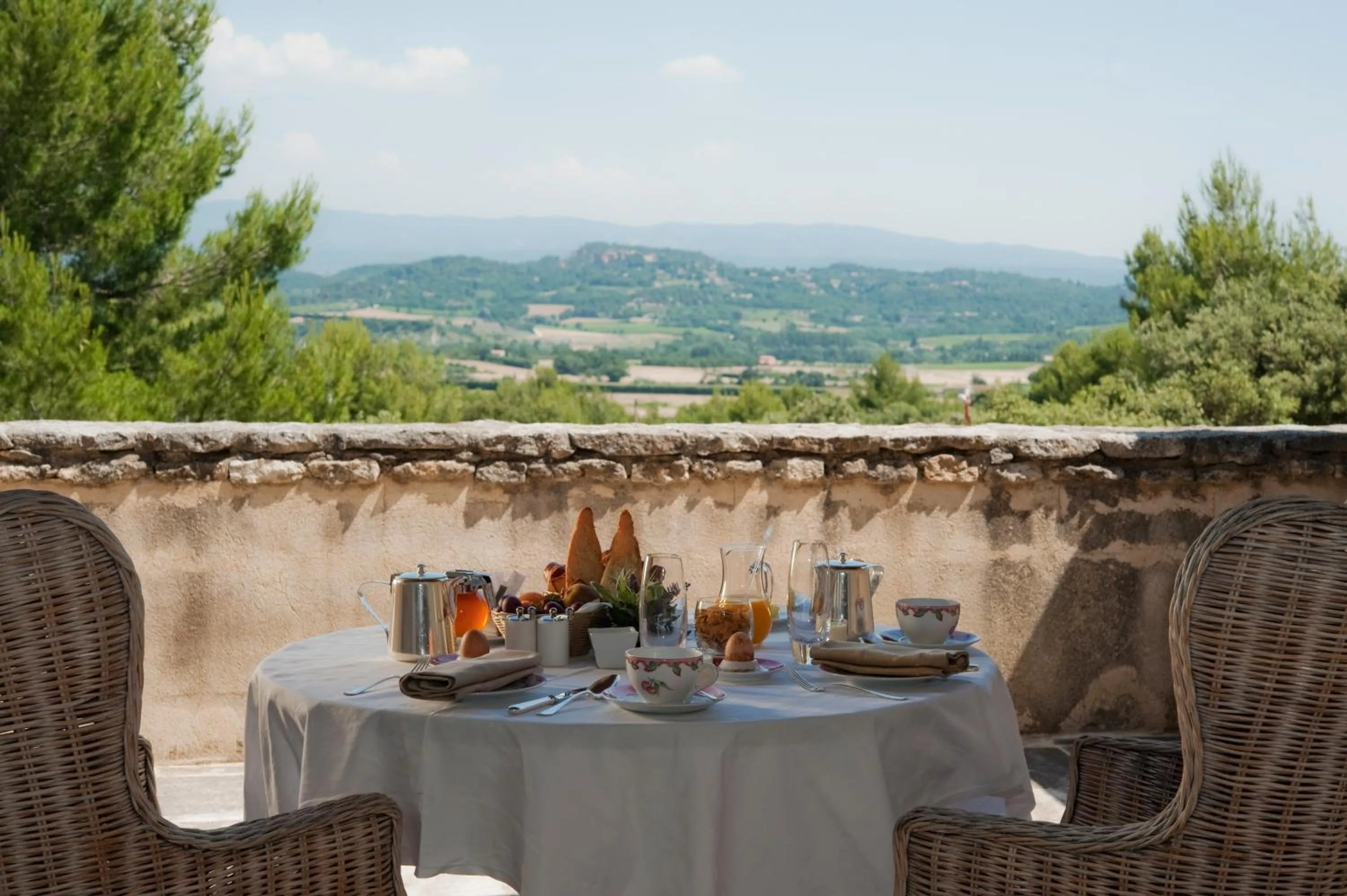 Patio in Le Phébus & Spa – Relais & Châteaux