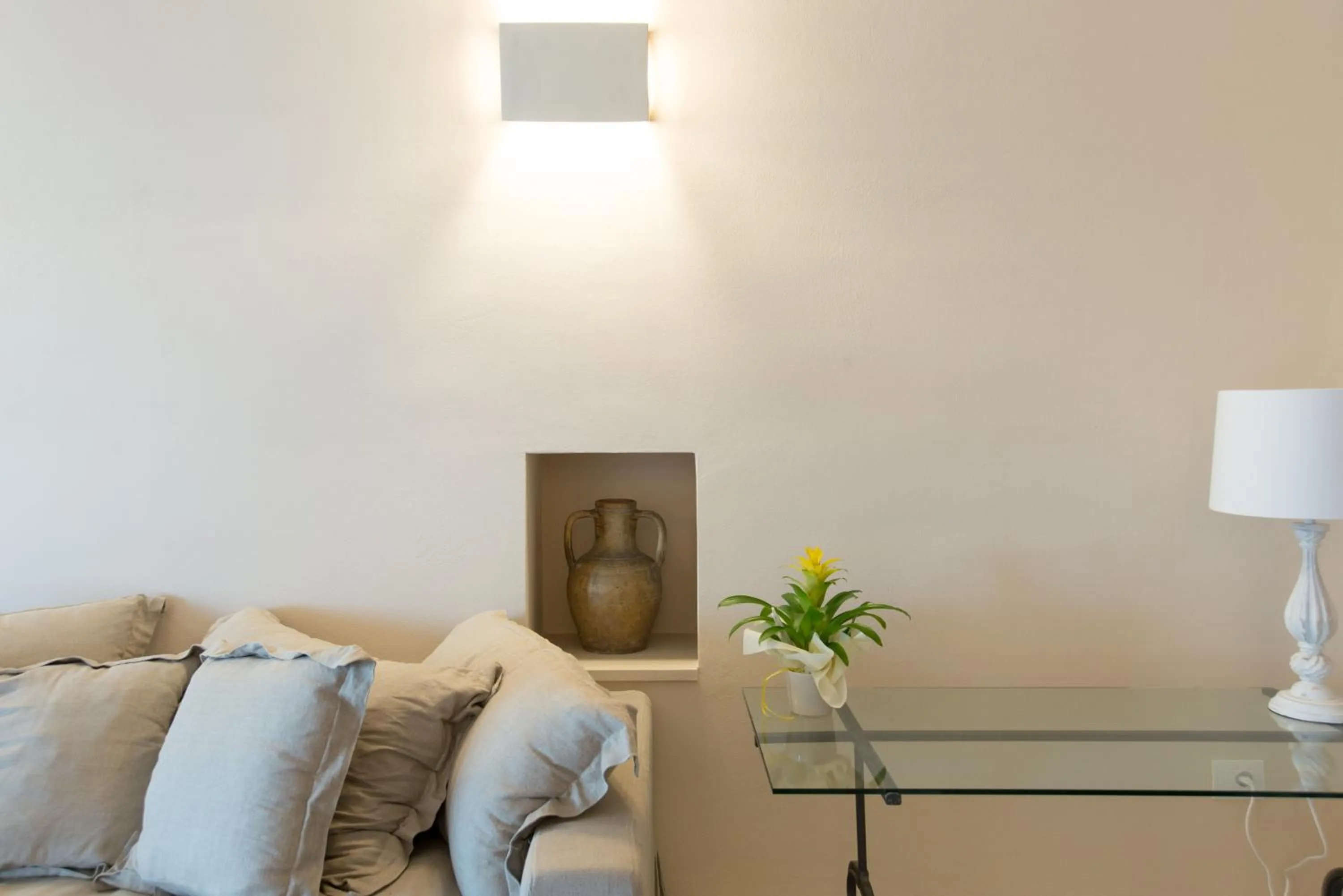 Decorative detail in Masseria Fontana di Vite