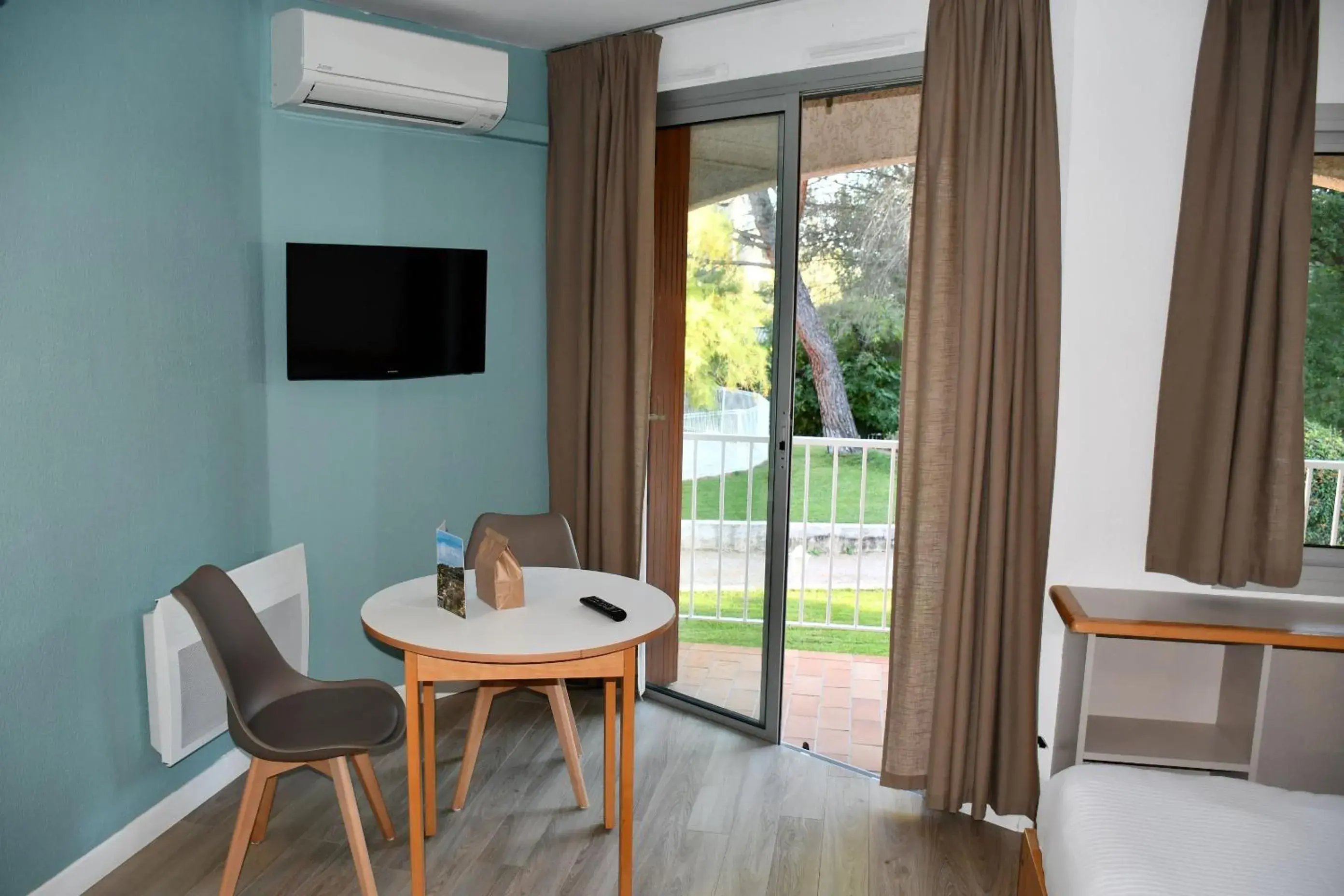 Standard Studio in Les Hauts De Greoux Standard Studio in Les Hauts De Greoux