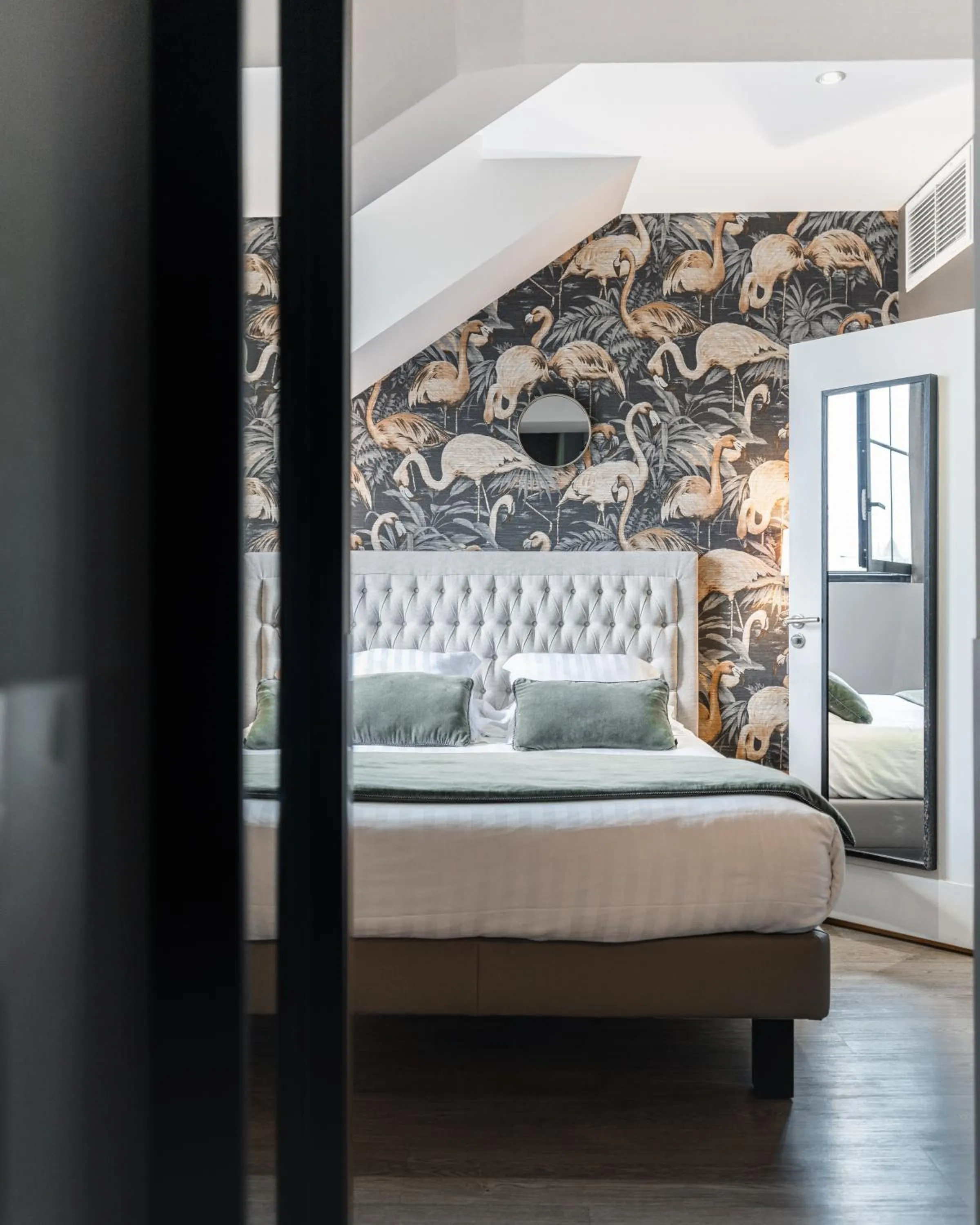 Bedroom, Bed in Edgar Hôtel & Spa - Table Gastronomique