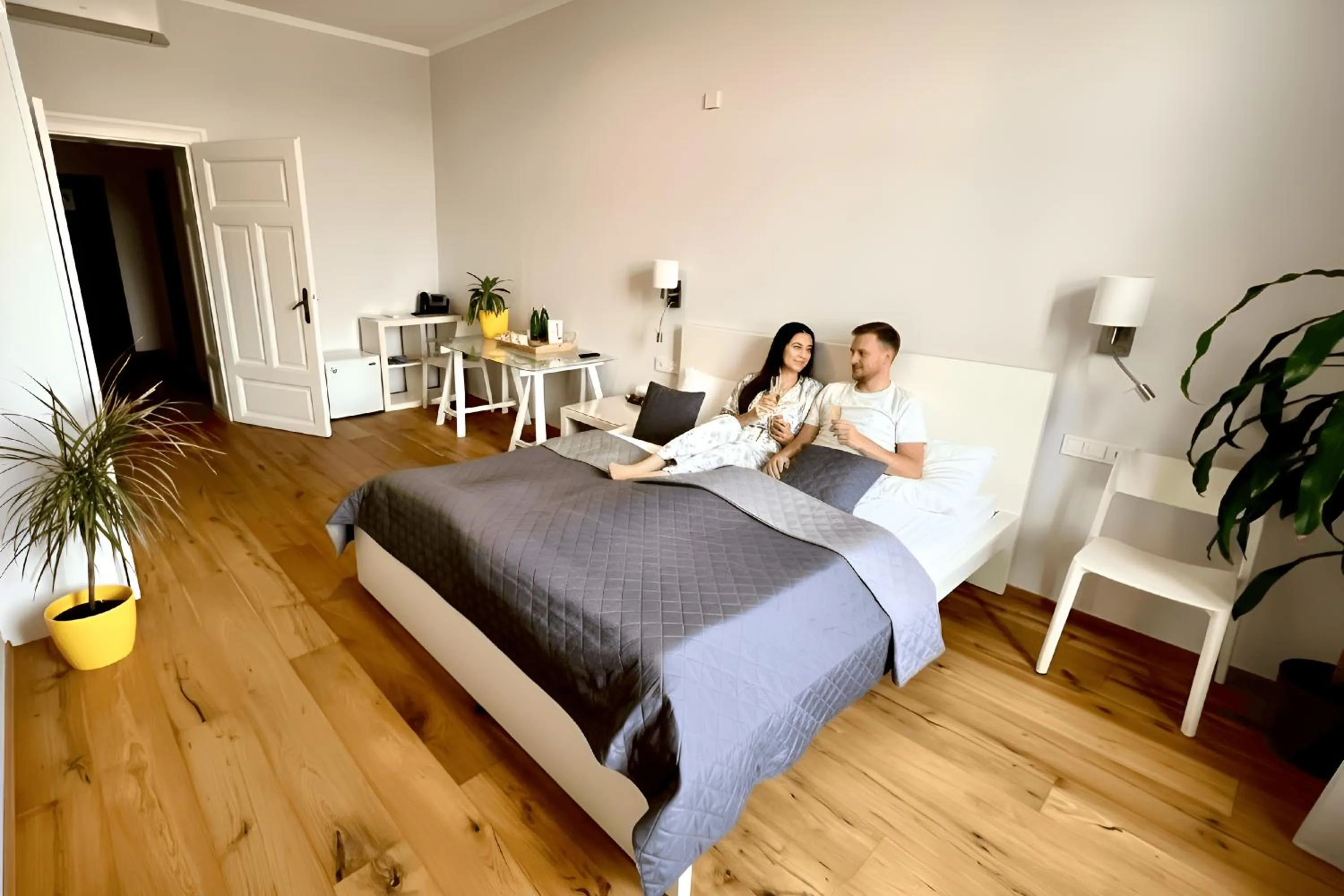 Bedroom, Bed in Hotel Centrum