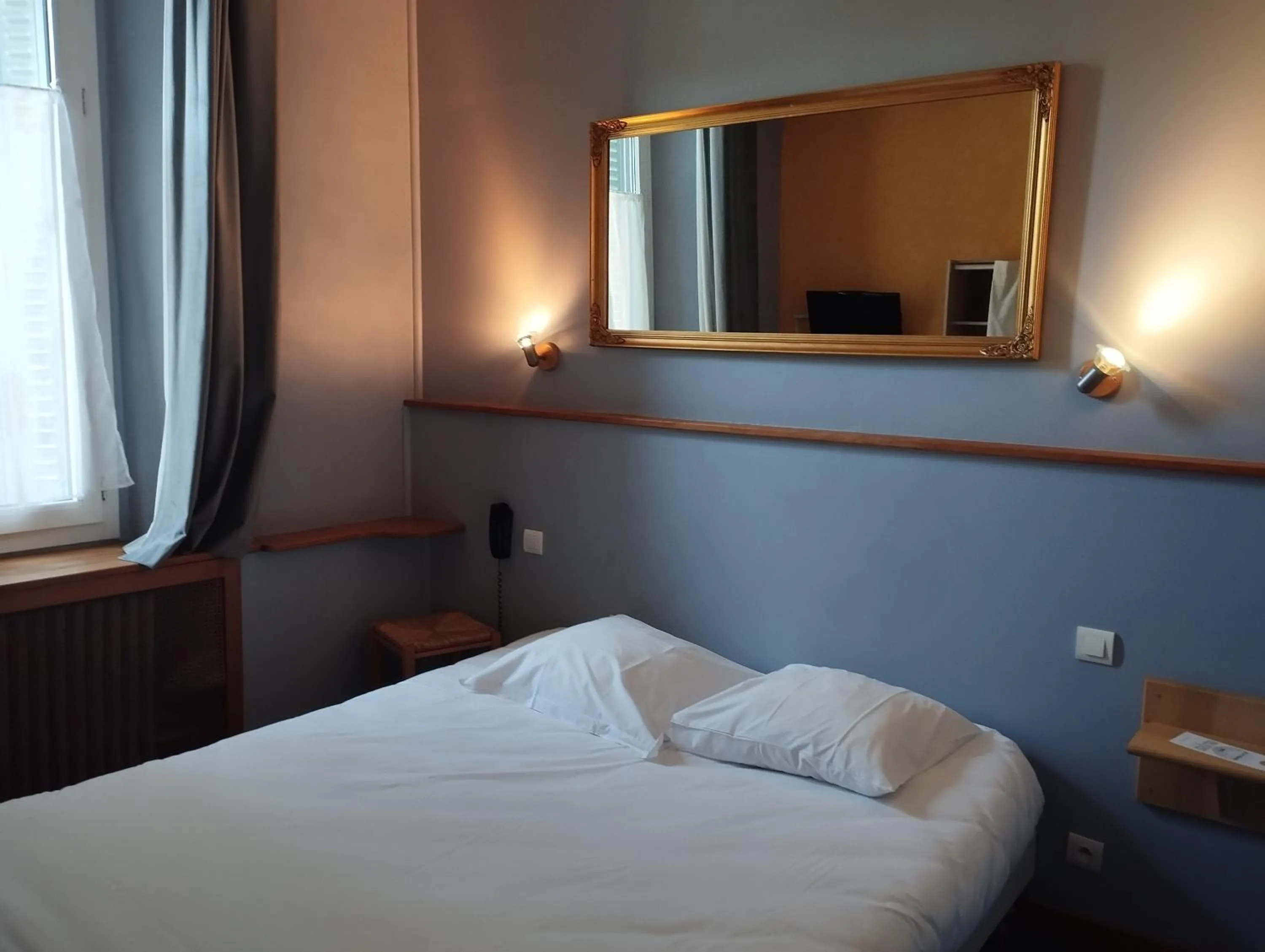 Bedroom, Bed in Hotel De Provence