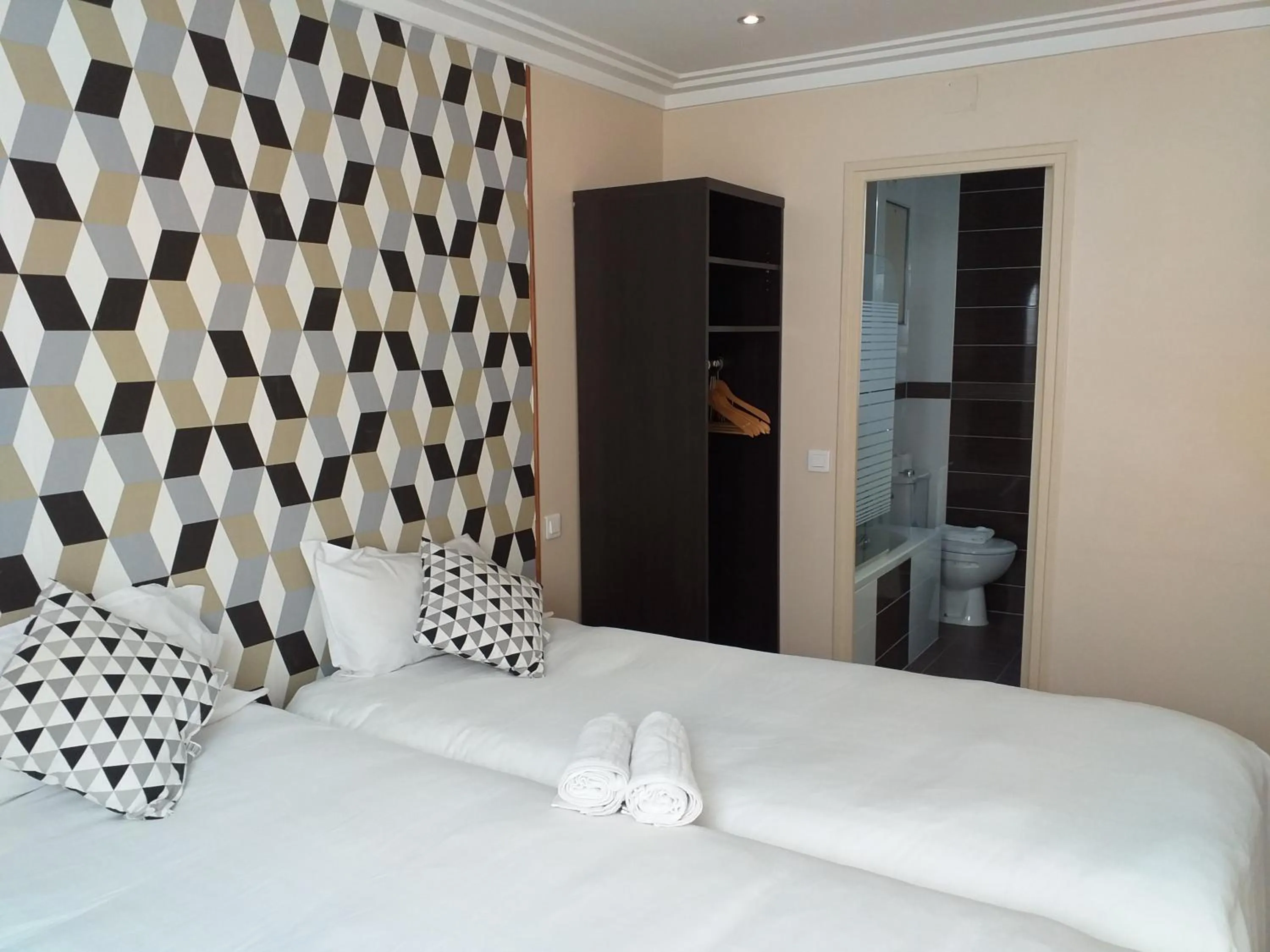 Bed in Hôtel Roi René