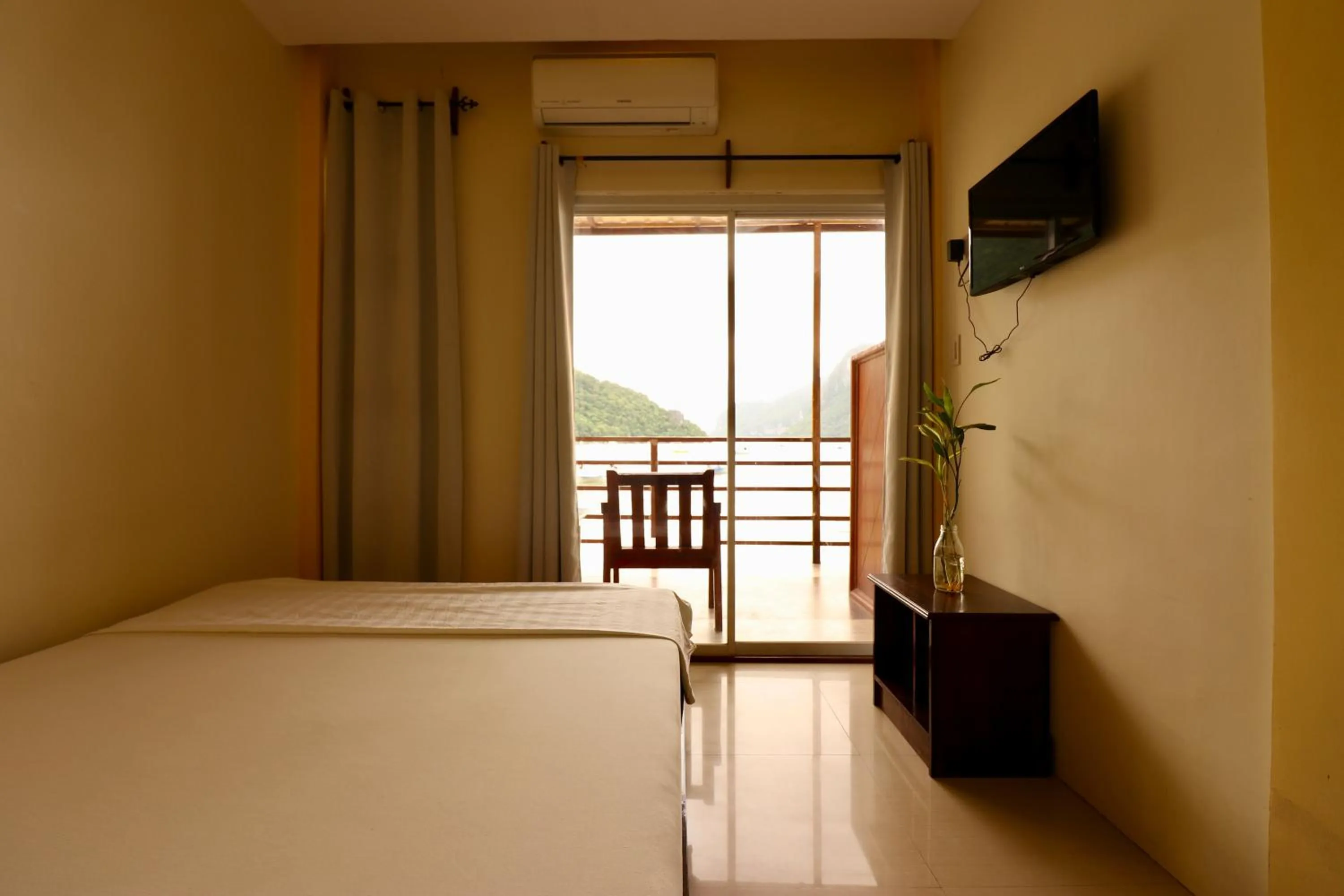 Bed in Rosanna's Pension