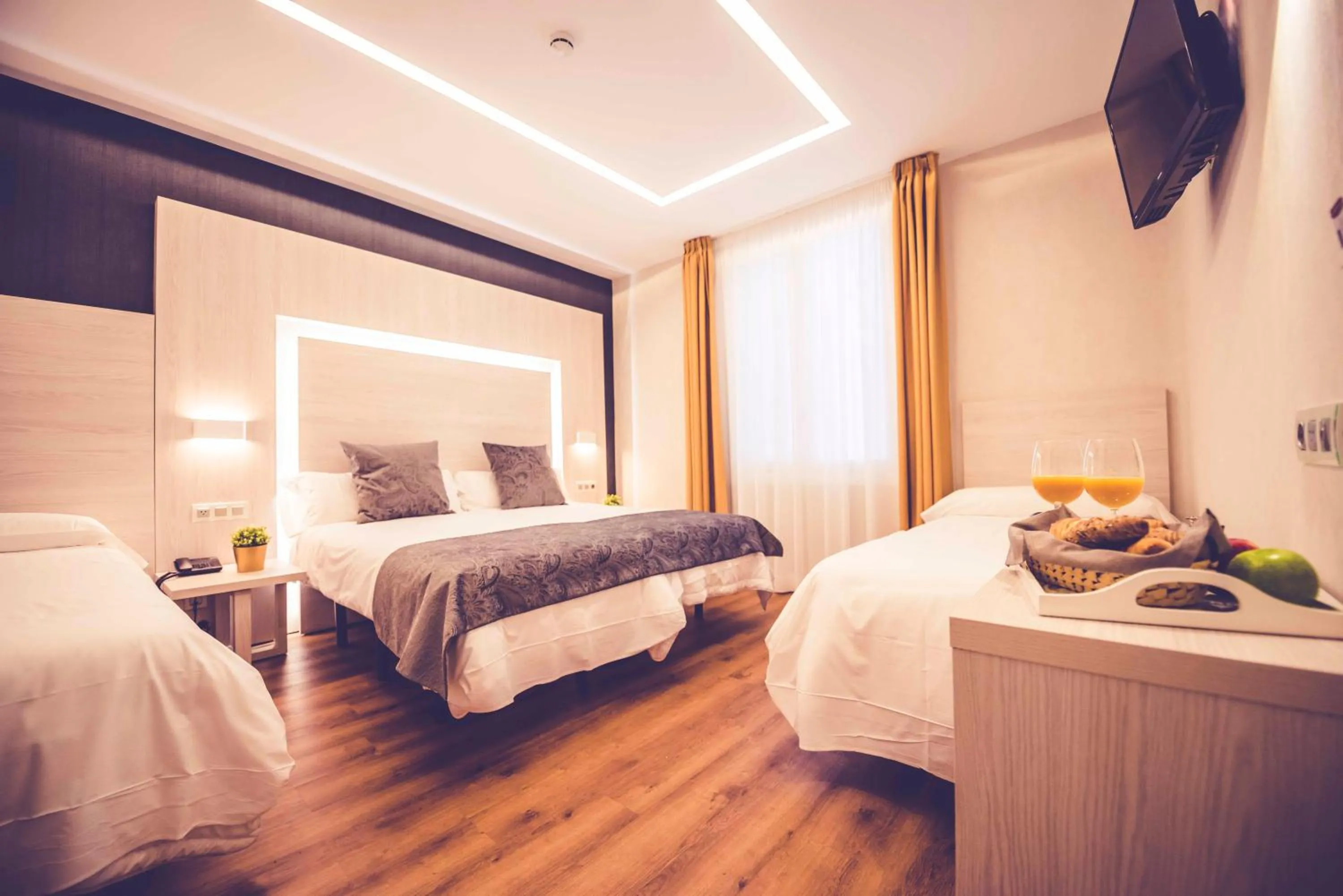 Decorative detail, Bed in Hostal Lisboa