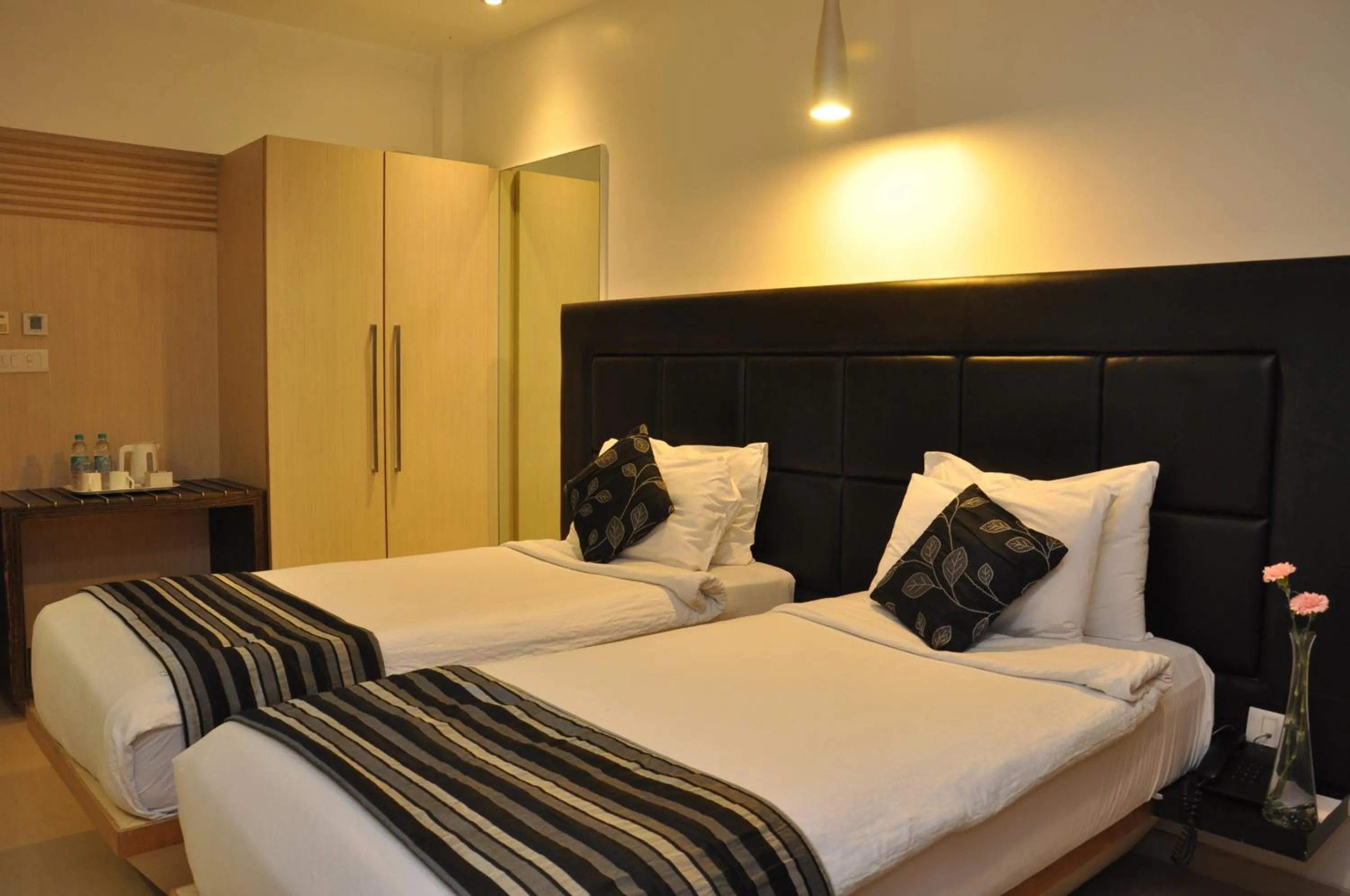 Bed in The Oriental Residency