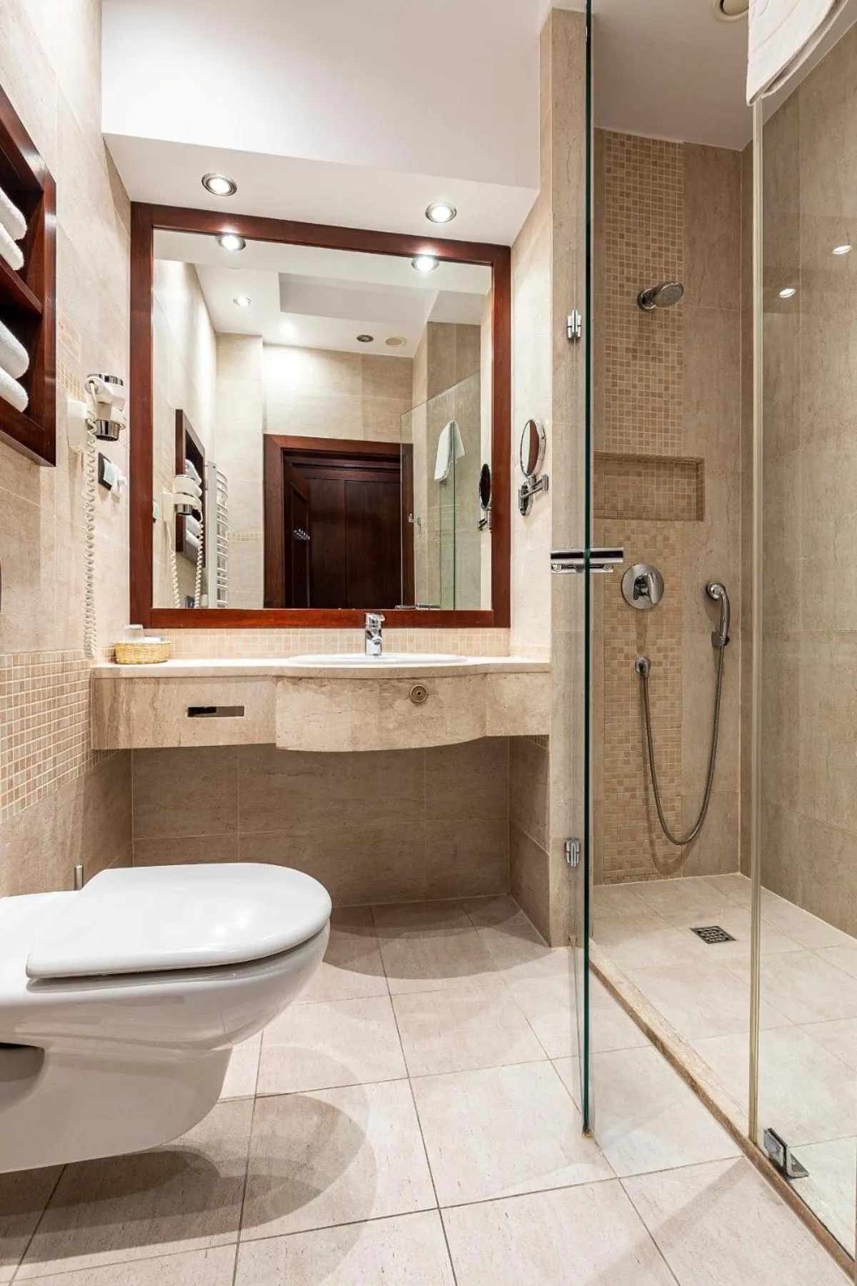 Bathroom in Hotel Galicja Superior Wellness & Spa