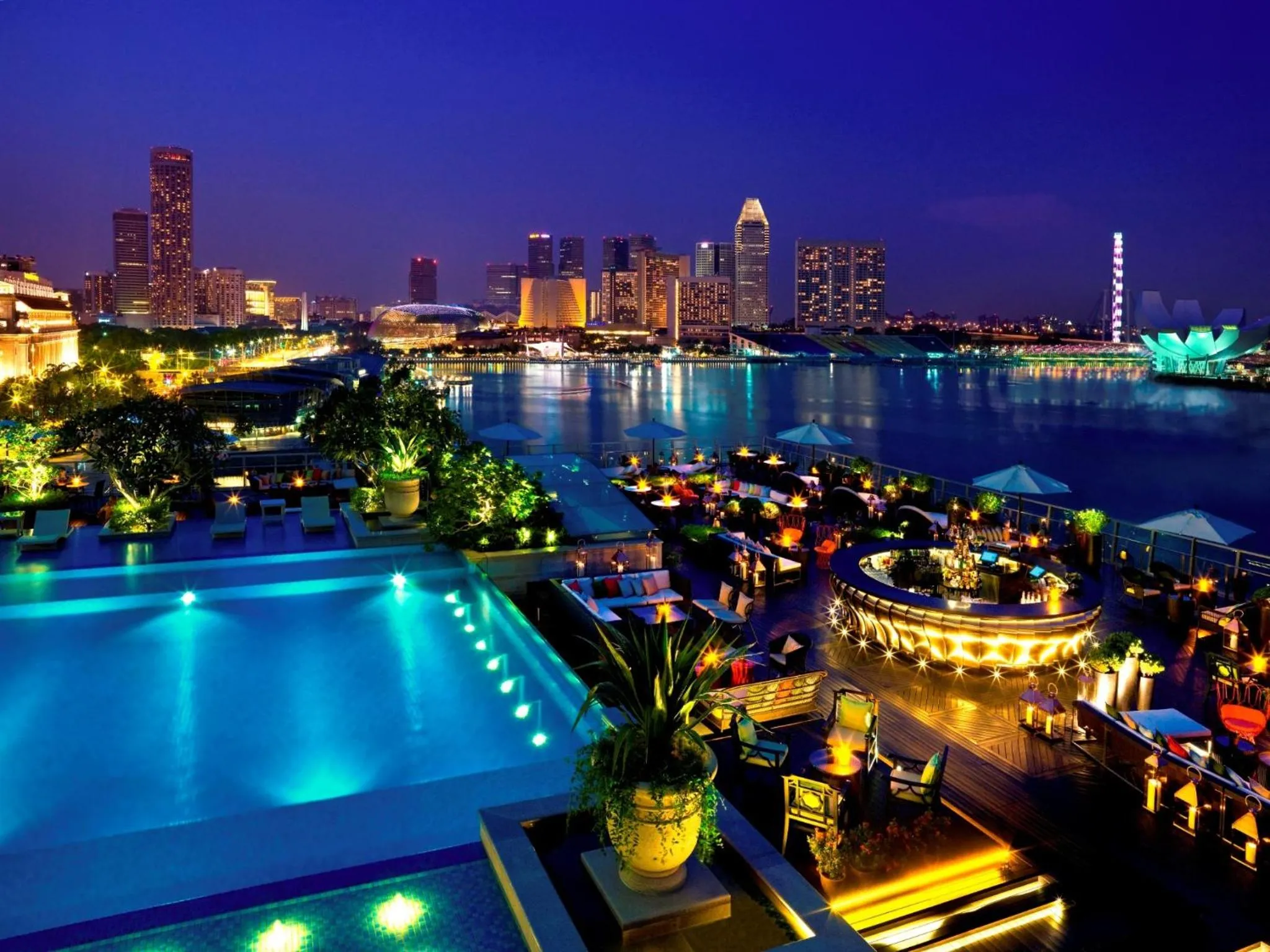 Restaurant/places to eat in The Fullerton Bay Hotel Singapore