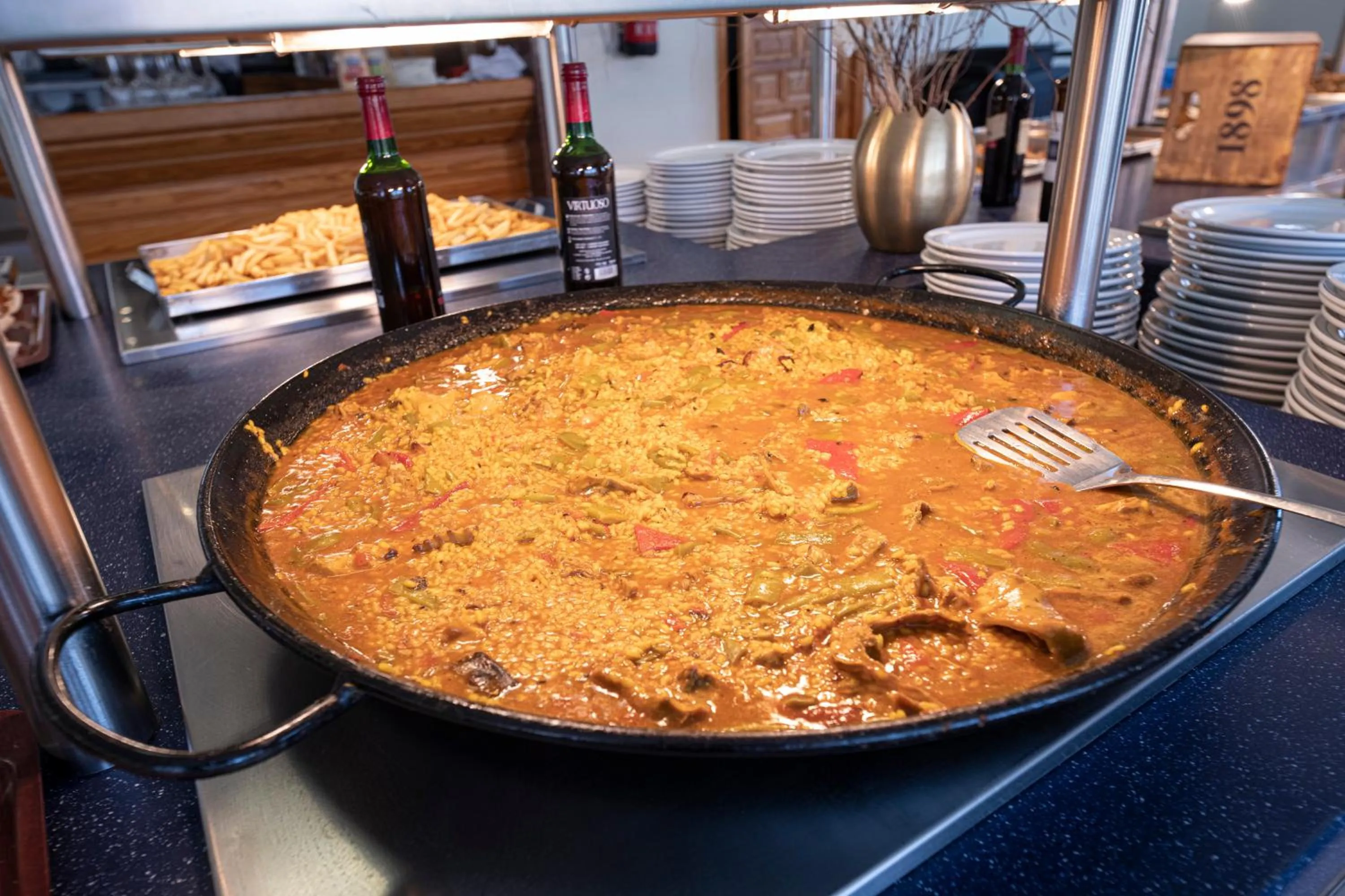 Food and drinks in Destinos De Sol Los Alcazares - Montepío Minería