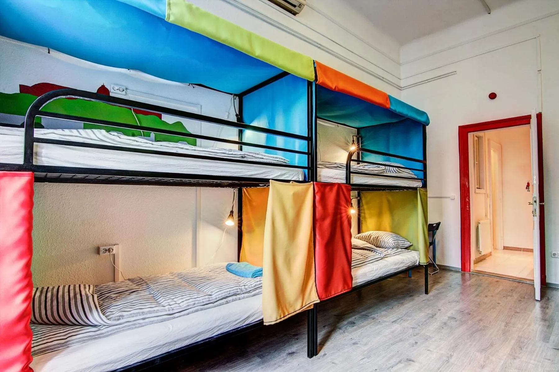 bunk bed, Bed in Pal's Mini Hostel