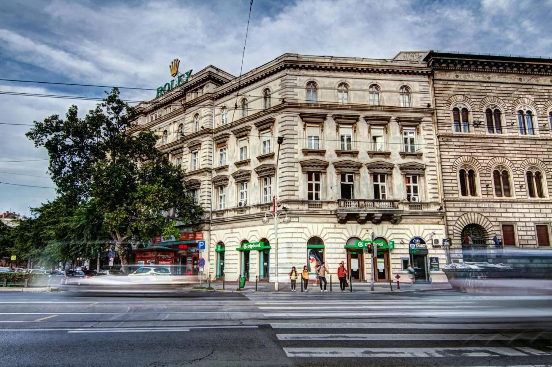 Property building in Pal's Mini Hostel