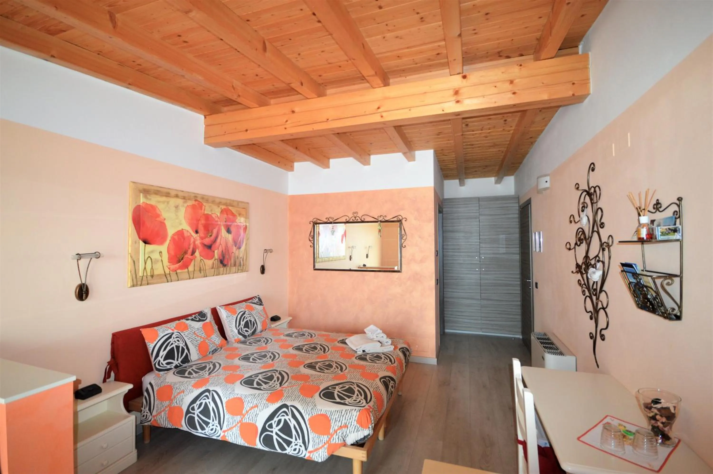 Bedroom, Bed in B&B La Vecchia Tipografia - Lago D'Idro