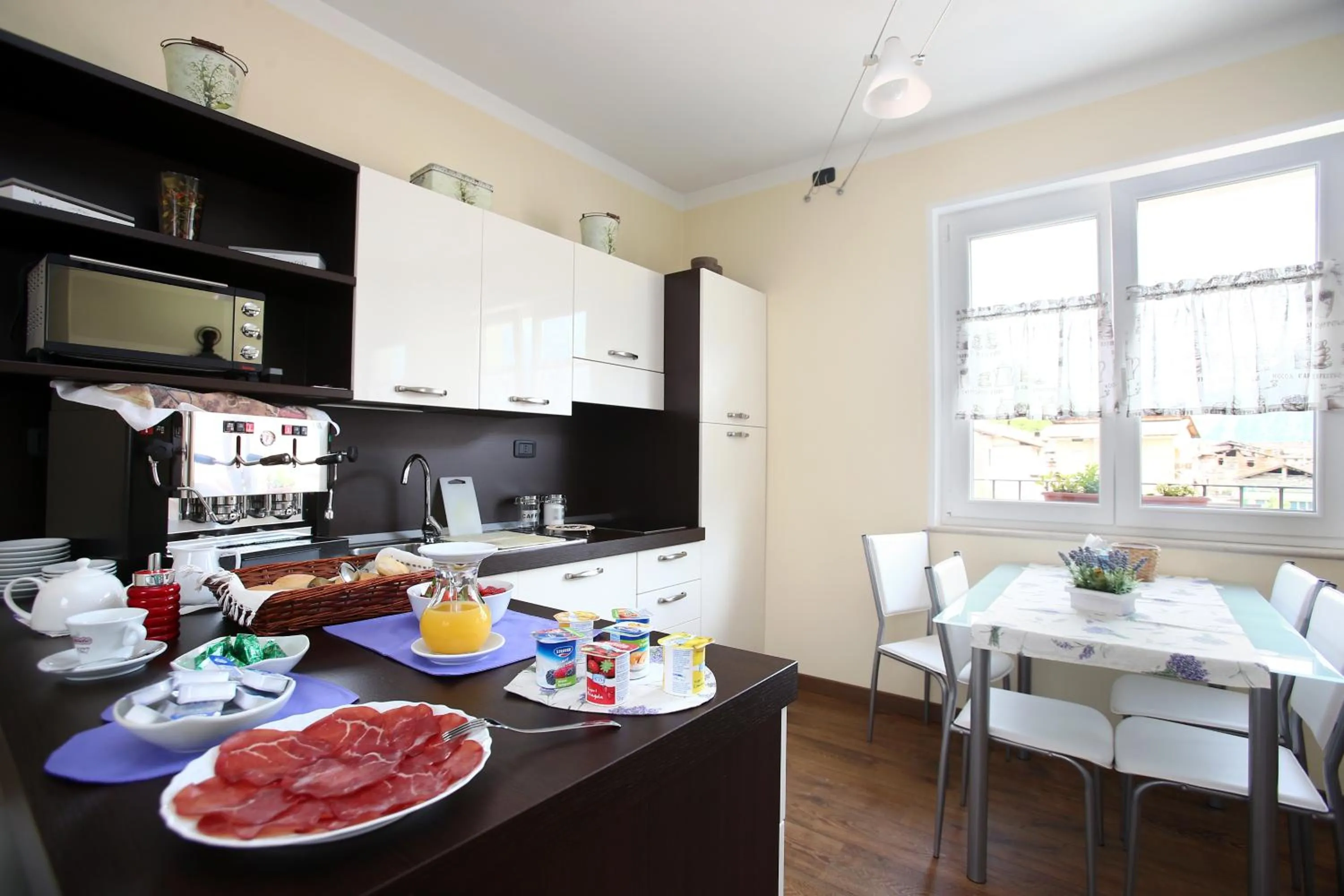 Food and drinks in B&B La Vecchia Tipografia - Lago D'Idro