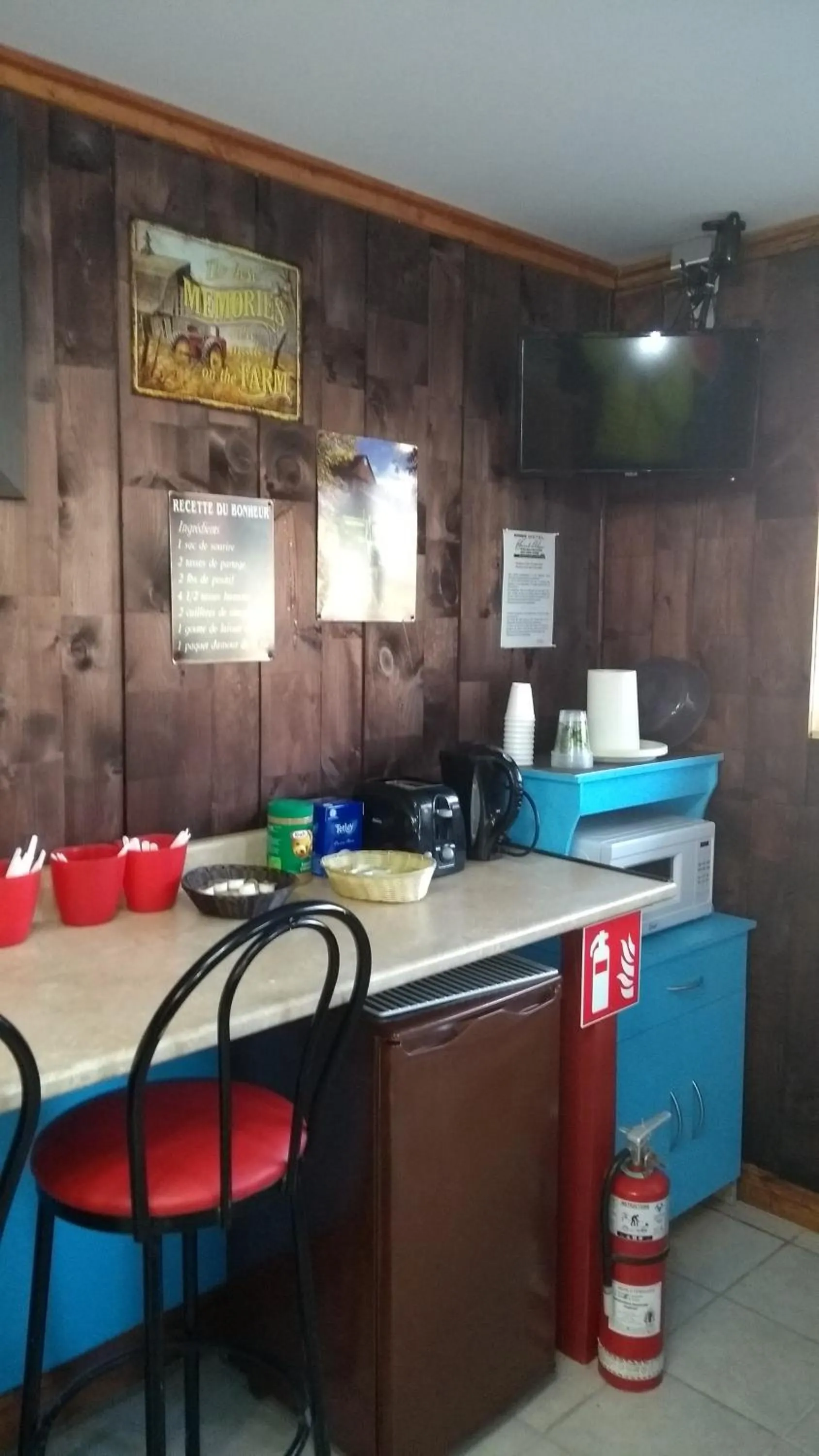 Communal kitchen in Le Saint Alex