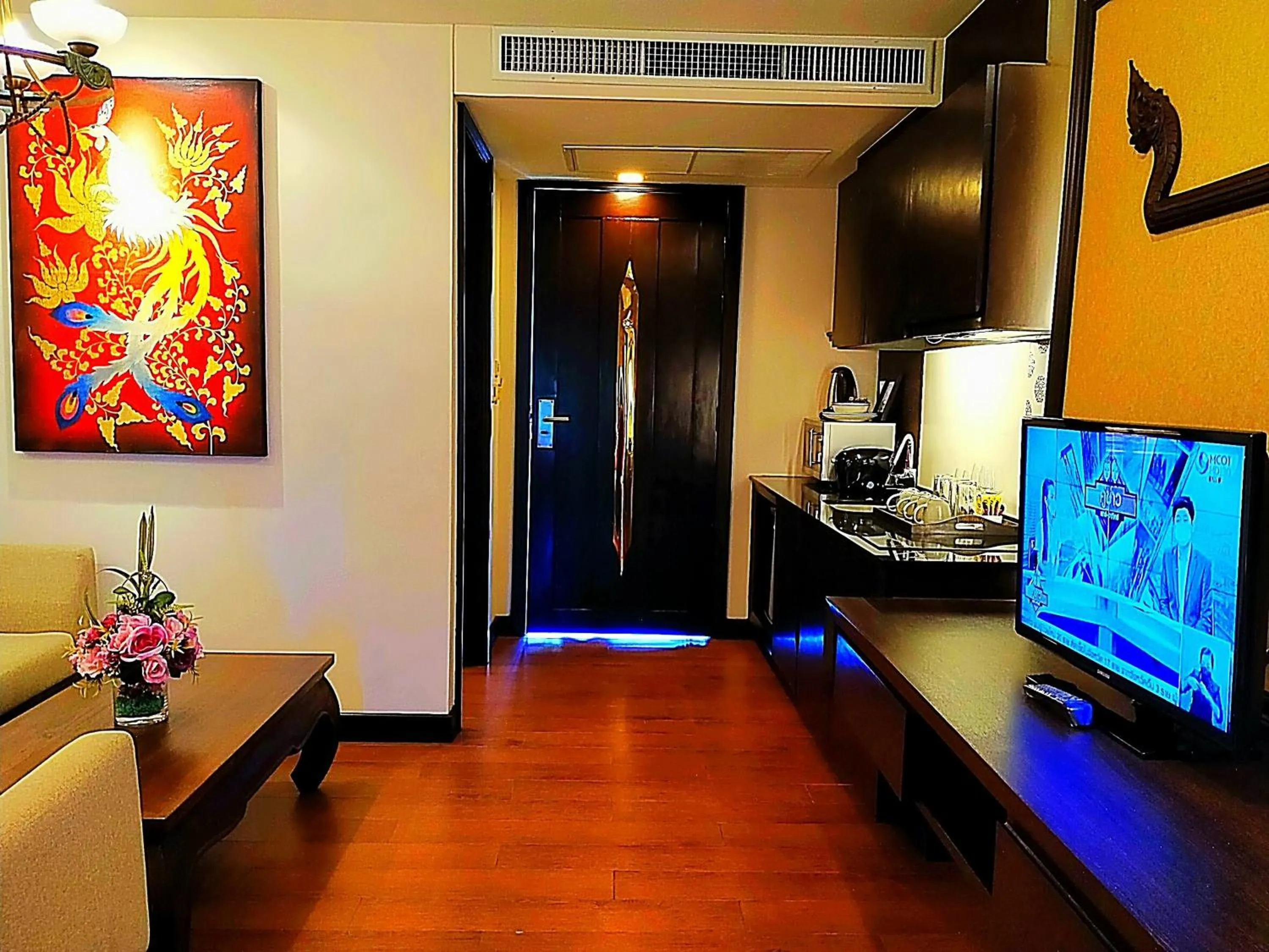 Kitchen or kitchenette in Royal Thai Pavilion Jomtien Hotel