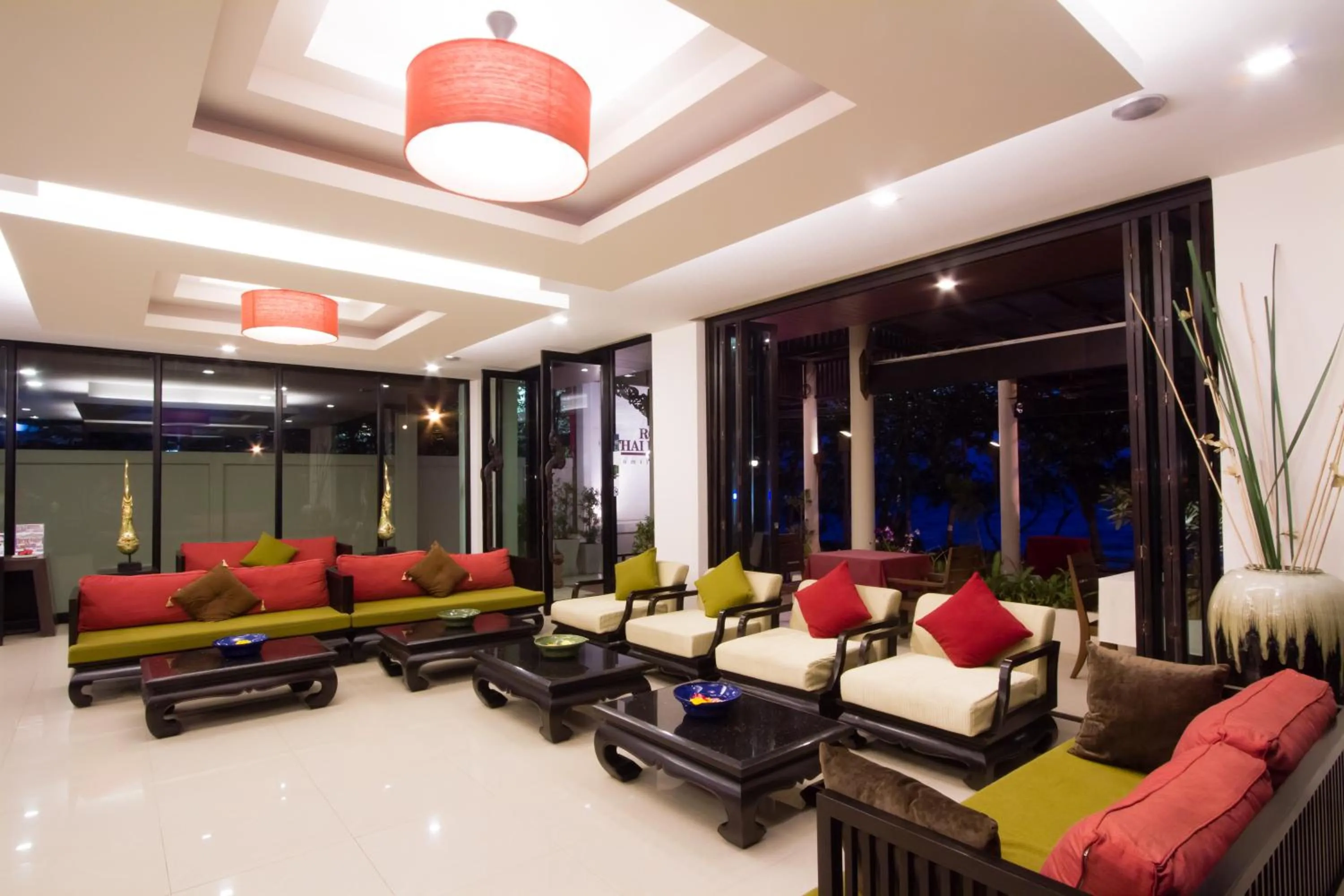 Lobby or reception in Royal Thai Pavilion Jomtien Hotel