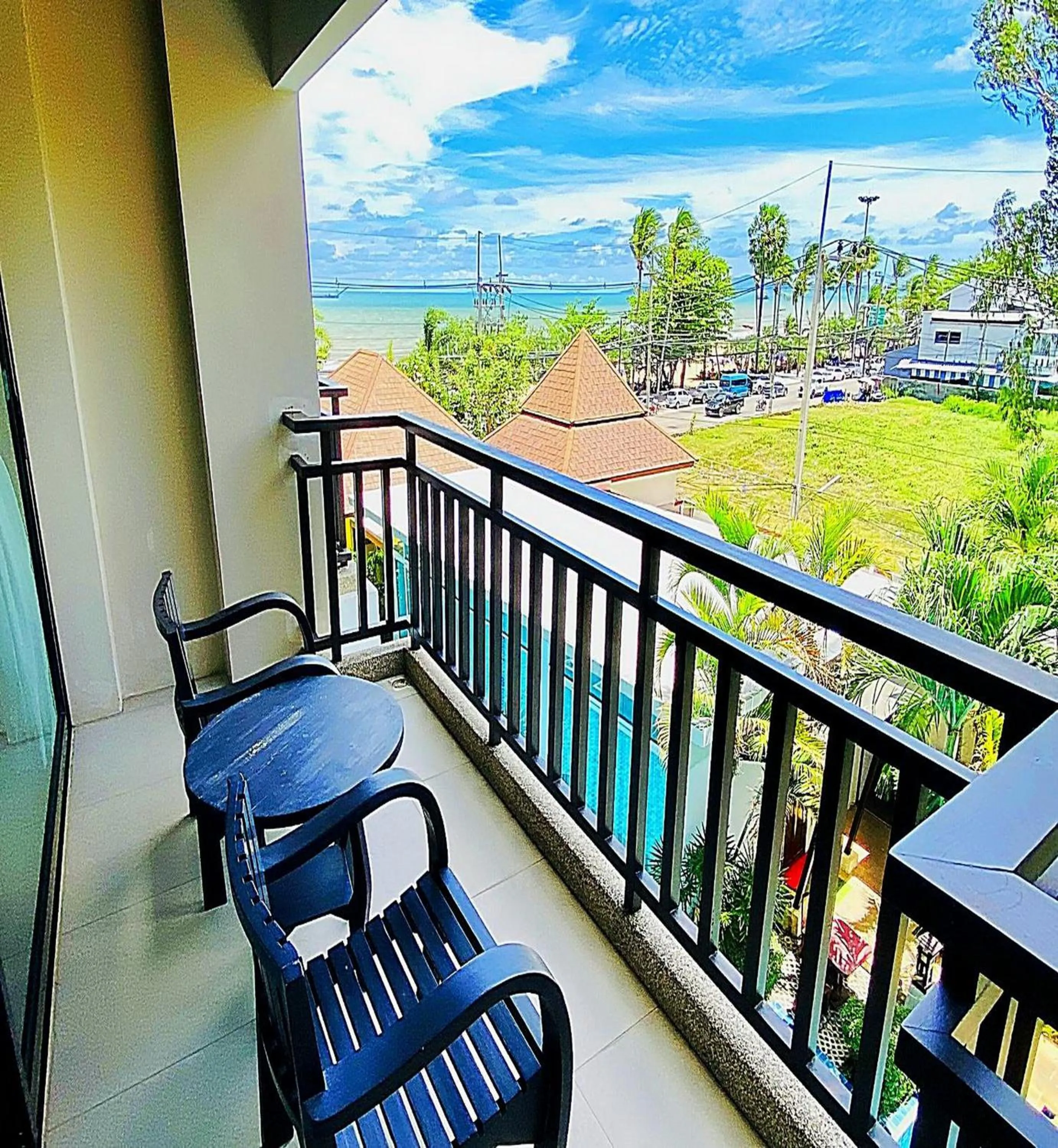 Balcony/Terrace in Royal Thai Pavilion Jomtien Hotel