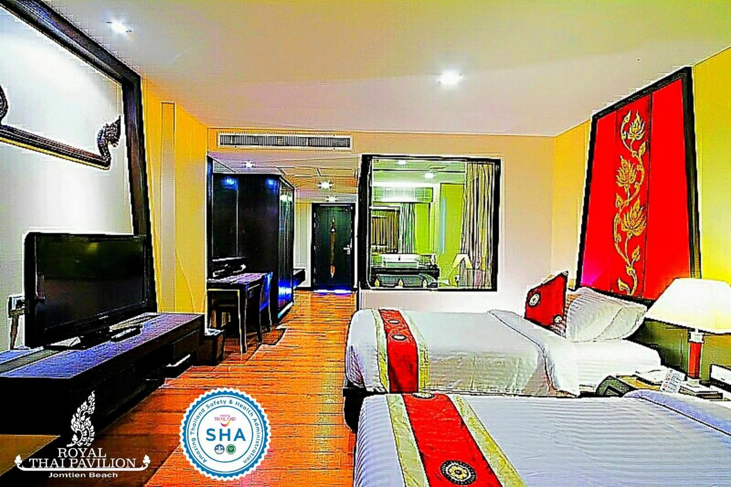 Bathroom, Bed in Royal Thai Pavilion Jomtien Hotel