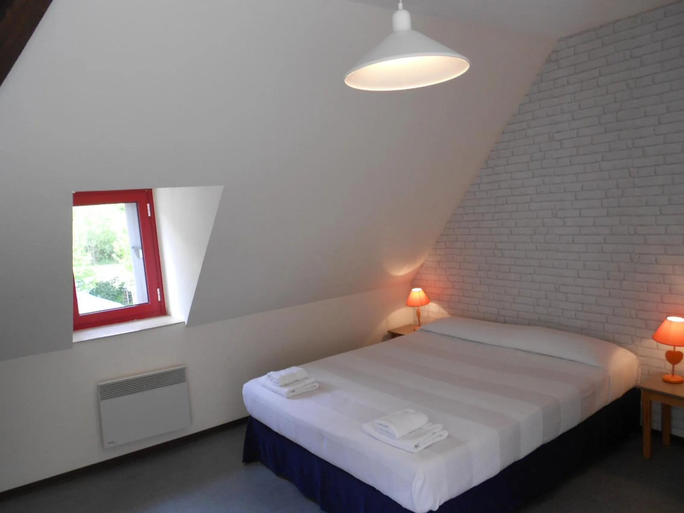 Bedroom, Bed in Domaine du Rougier