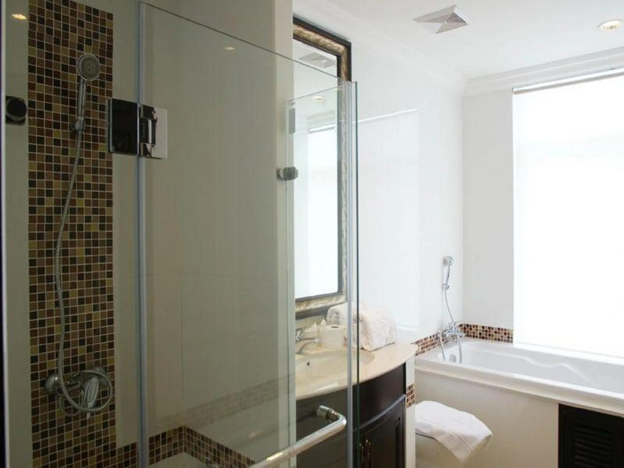 Bathroom in LK Legend