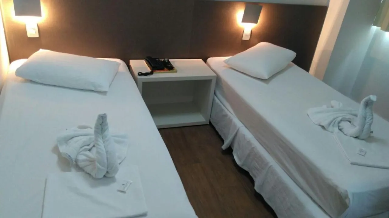 Bed in Excellence Comfort Hotel