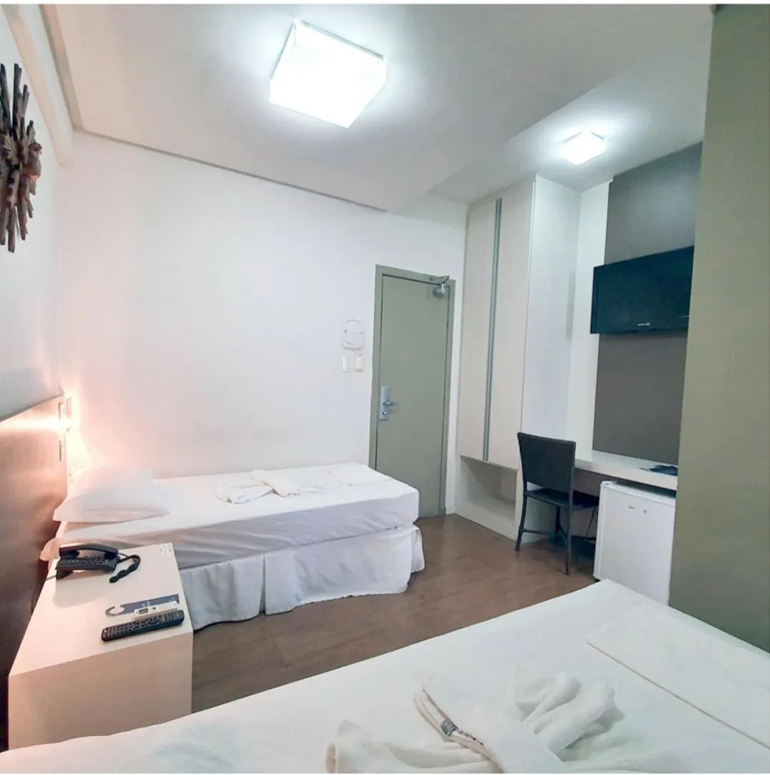 Bed in Excellence Comfort Hotel