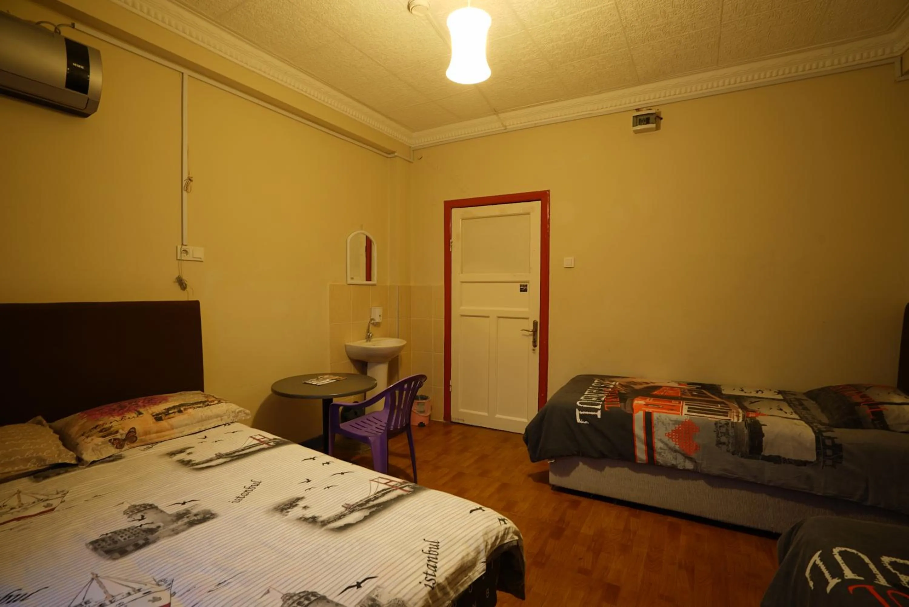 Bed in Erenler HoTeL & HosTeL