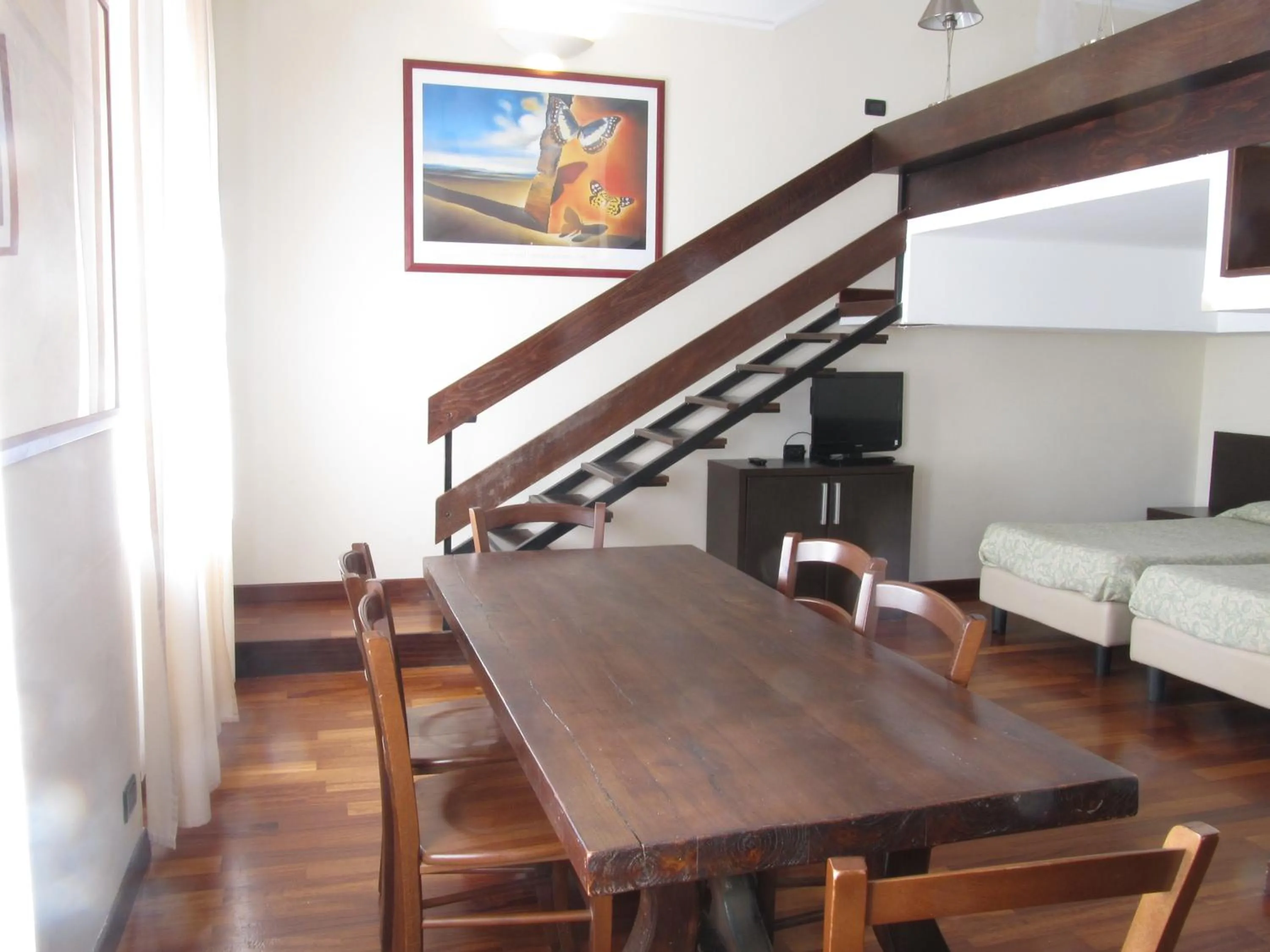 Photo of the whole room in Rex Hotel Residence