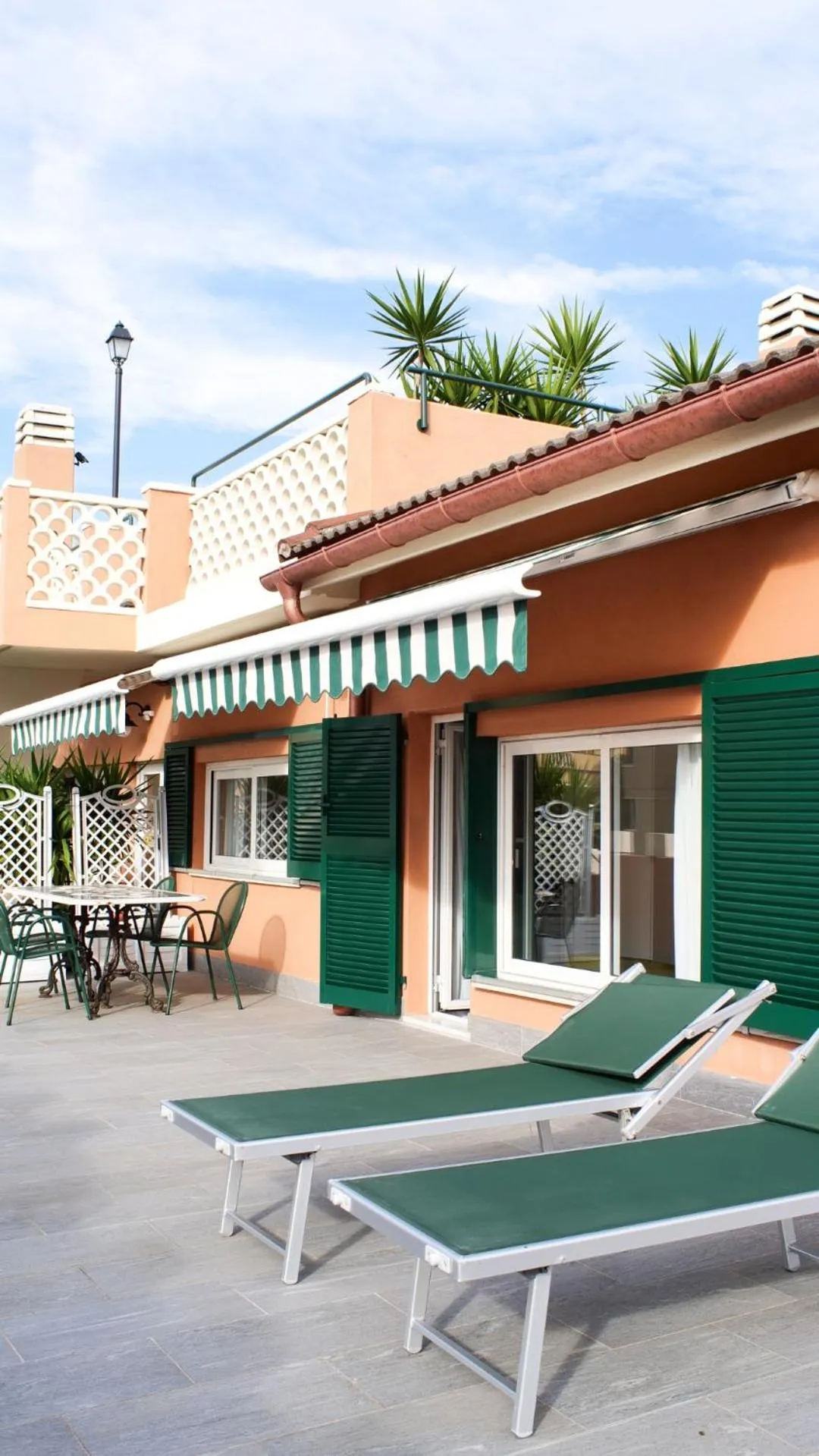 Balcony/Terrace in Rex Hotel Residence