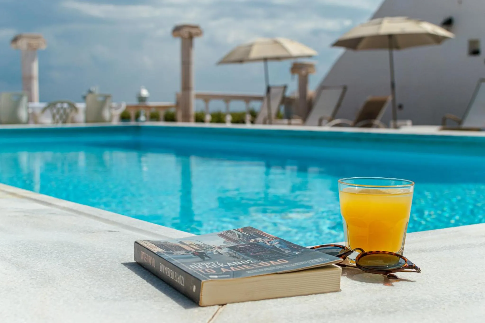 Swimming pool in Mistral