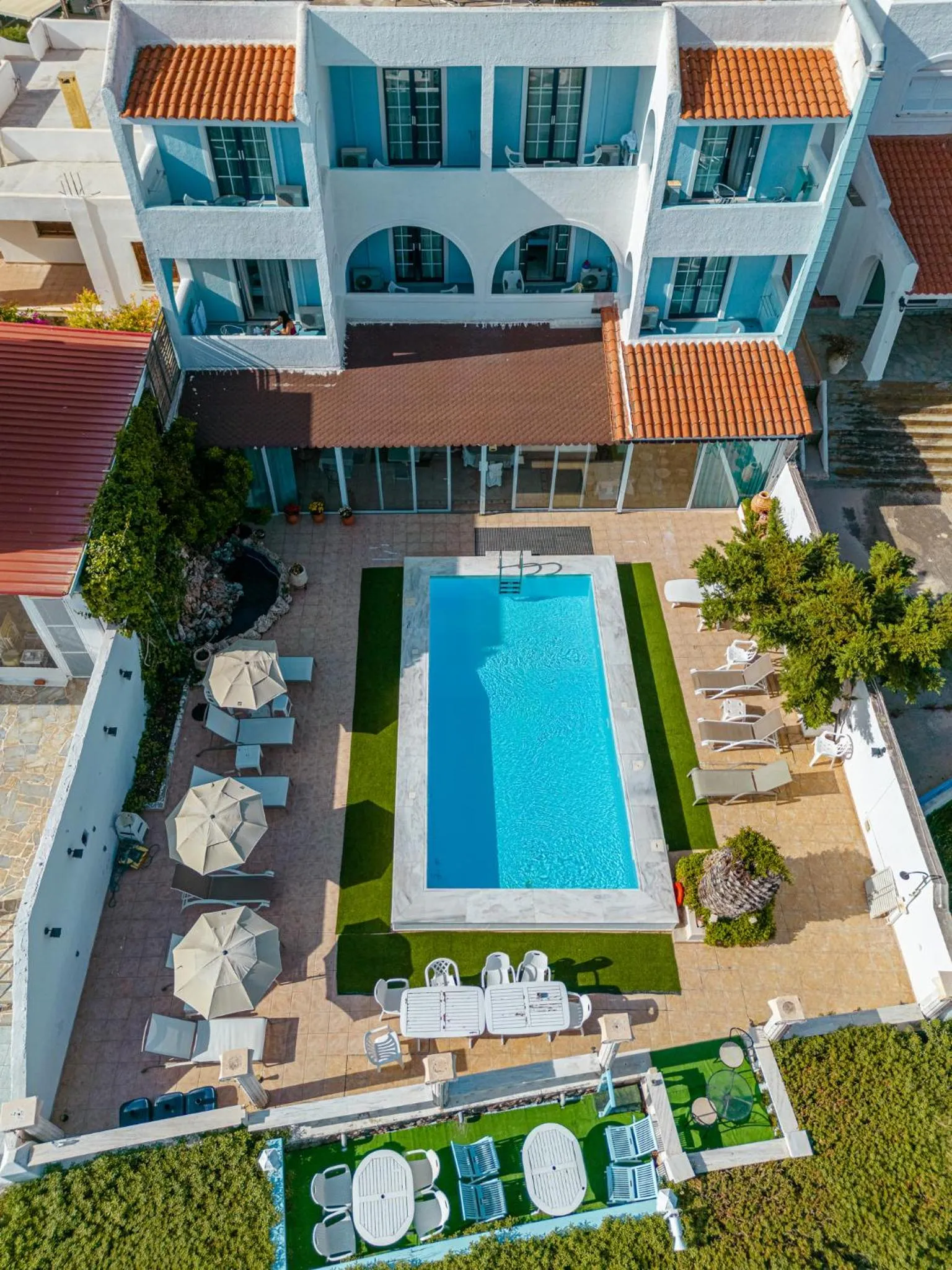 Property building in Mistral