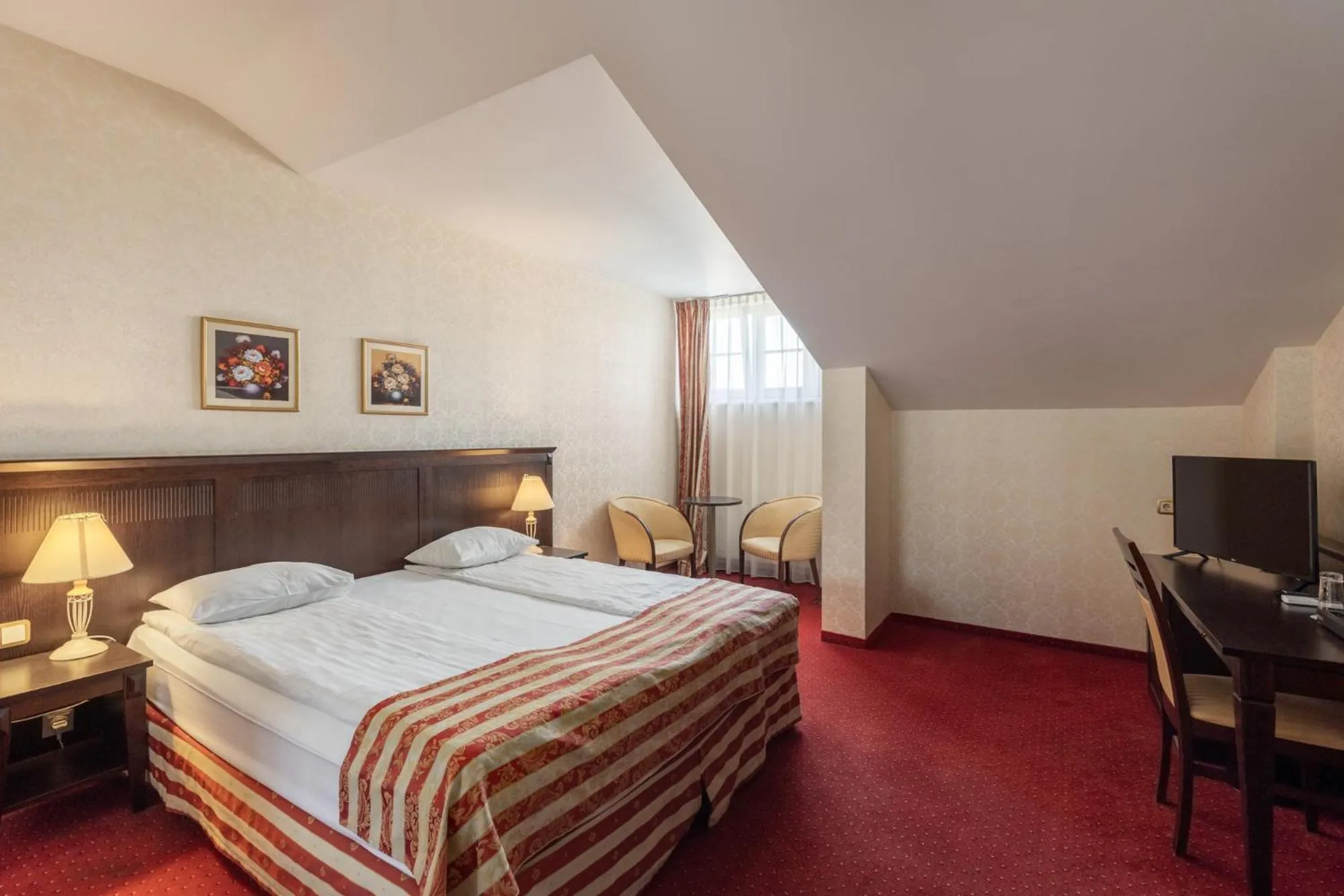 Bed in Rixwell Gertrude Hotel