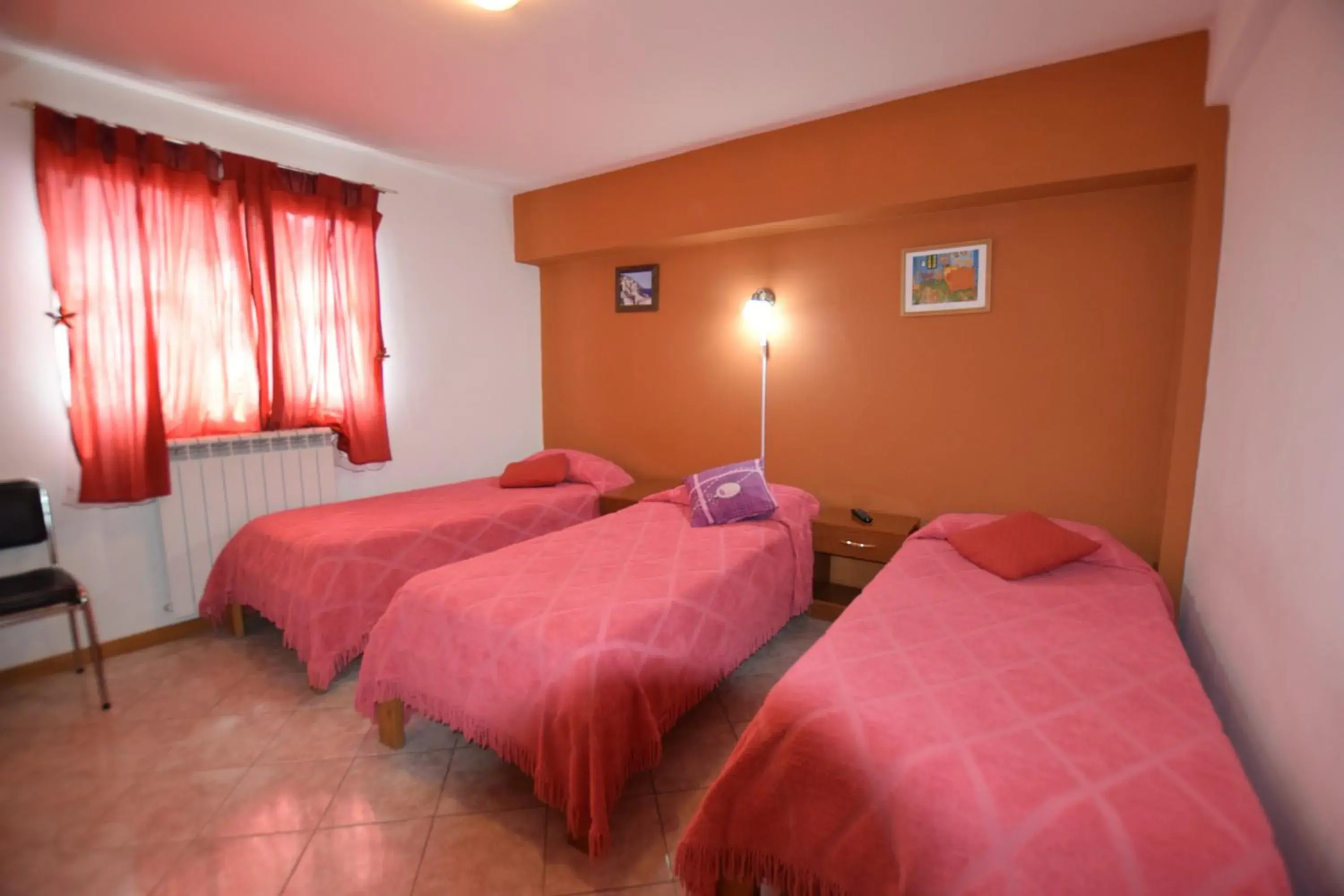 Standard Triple Room in Hostería Ailen Standard Triple Room in Hostería Ailen