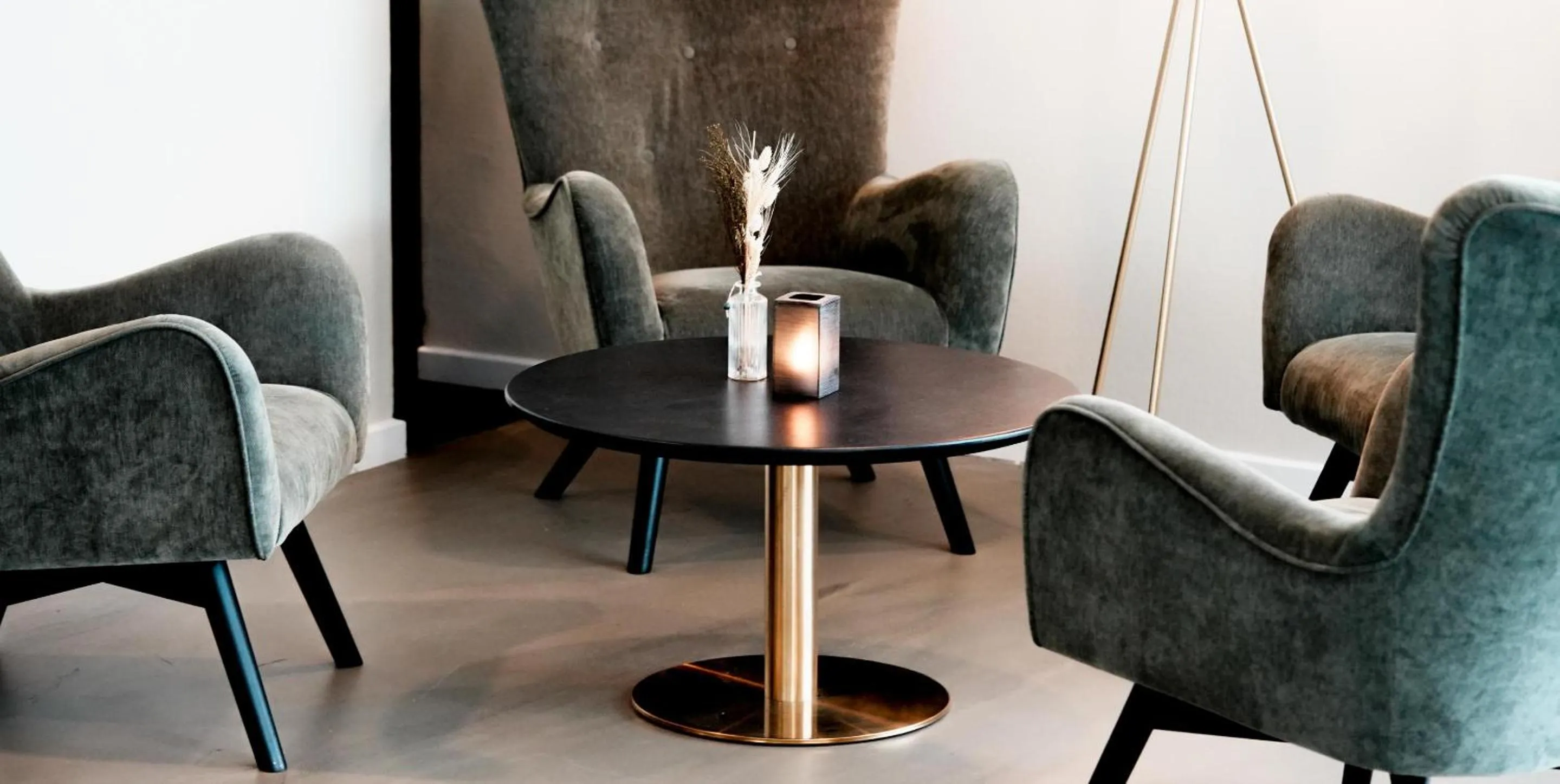 Seating area in Hotel Norden