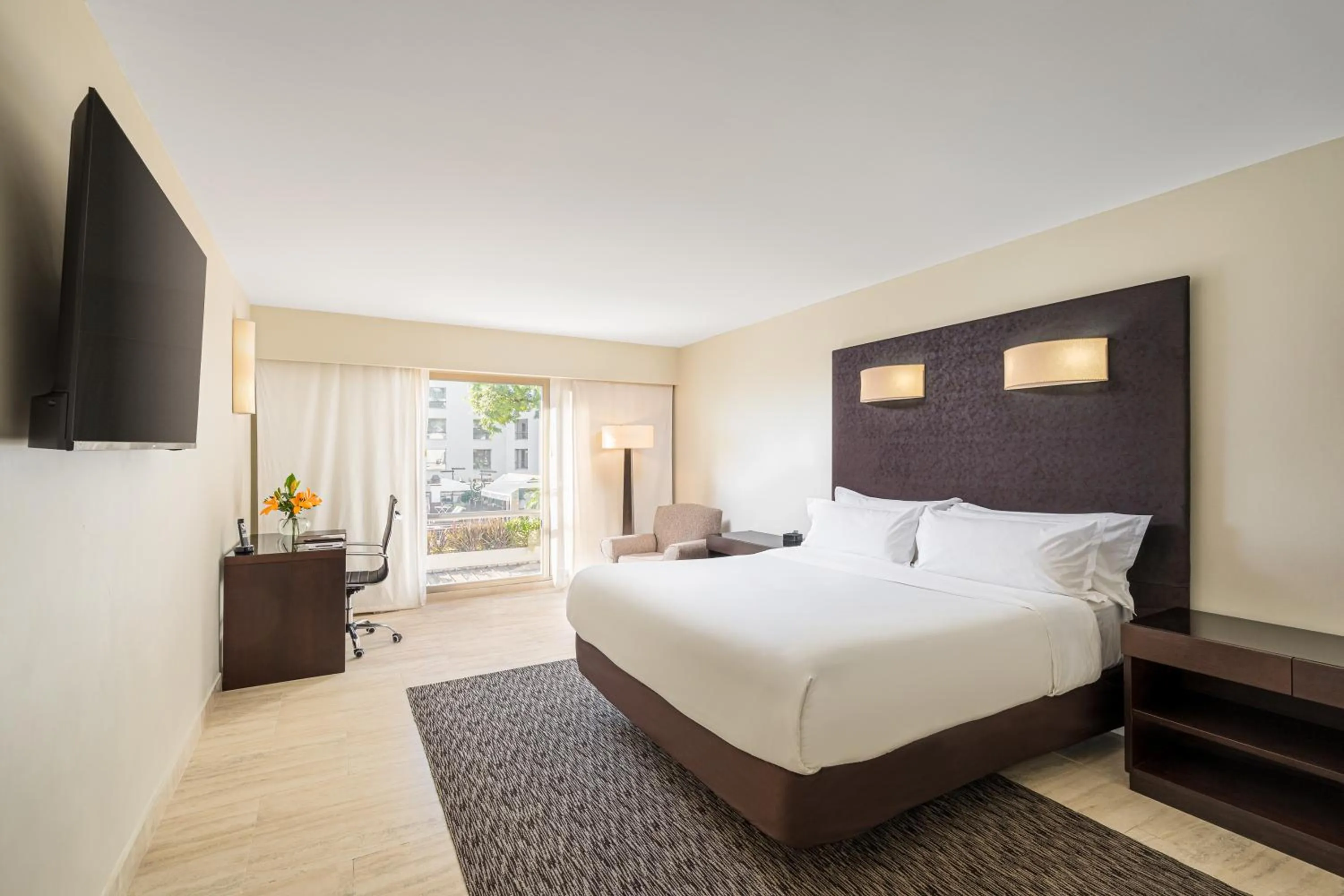 Bed in Sheraton Salta Hotel