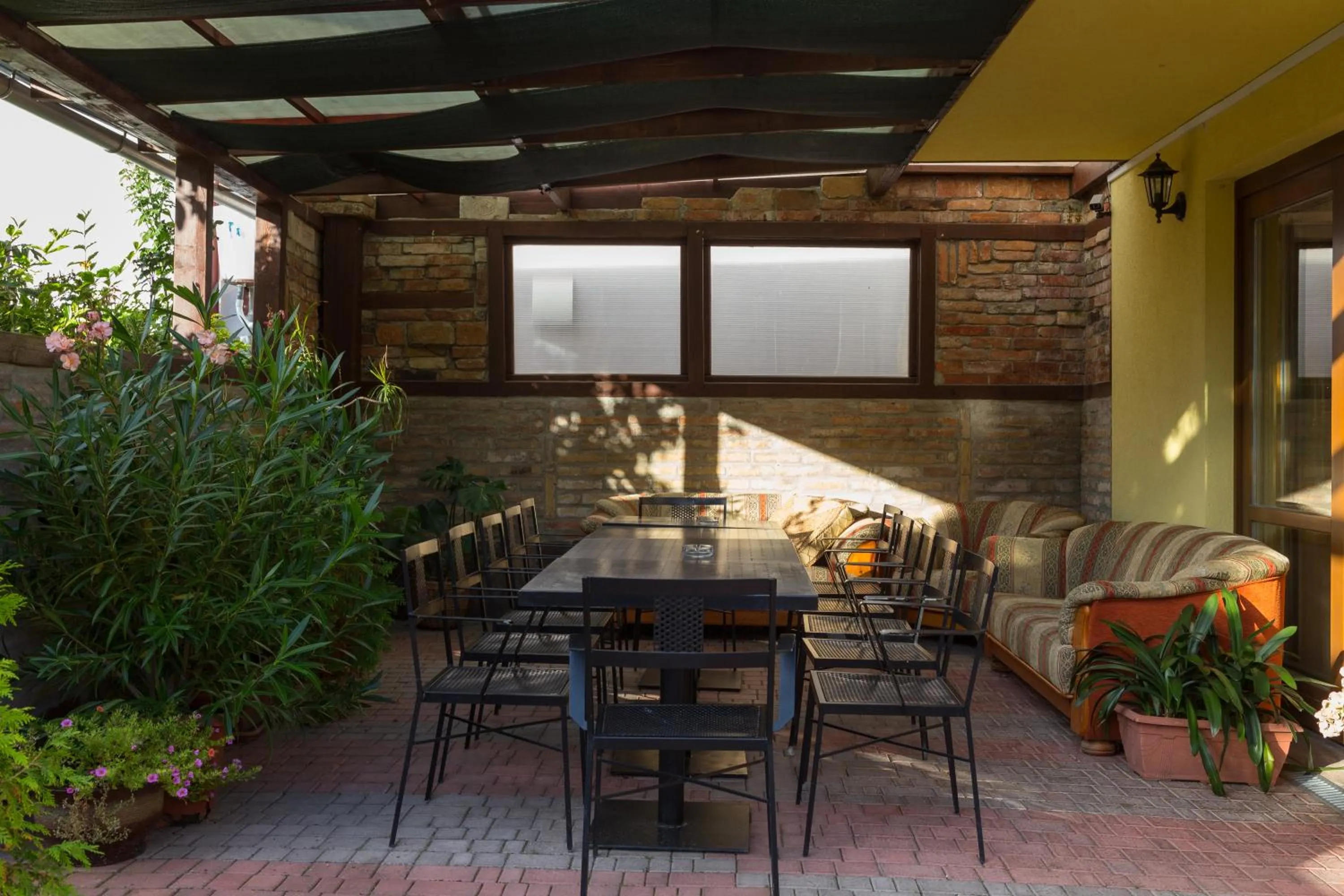 Restaurant/places to eat in U Teodora