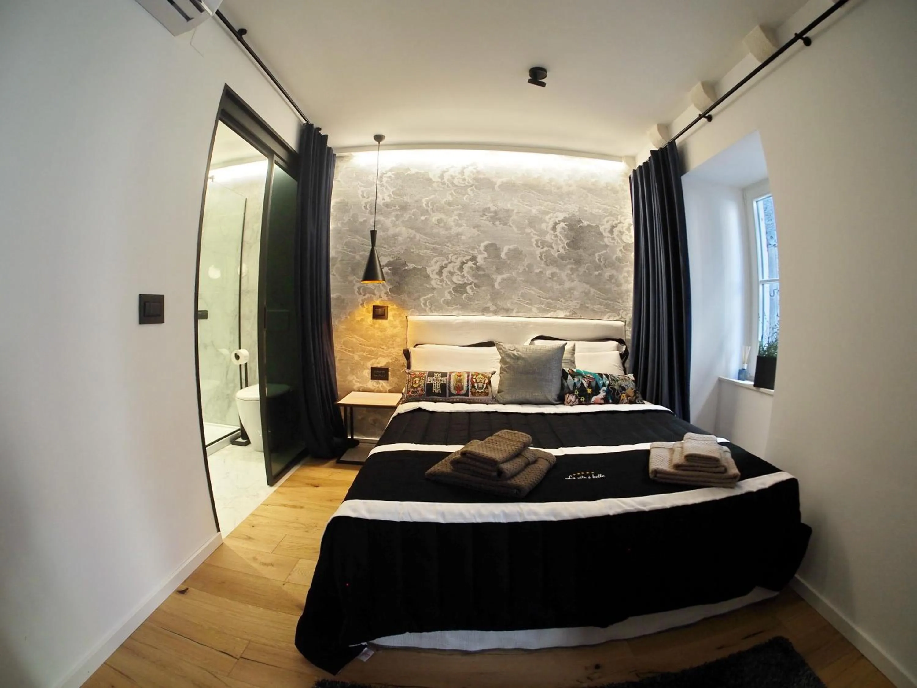 Bed in La Vita e Bella II