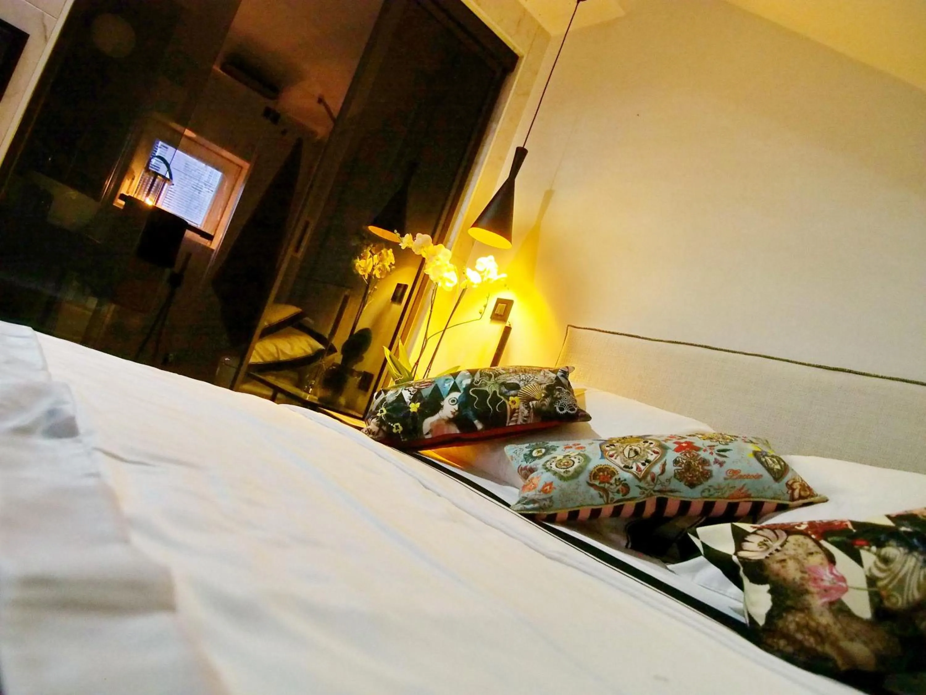 Bedroom, Bed in La Vita e Bella II