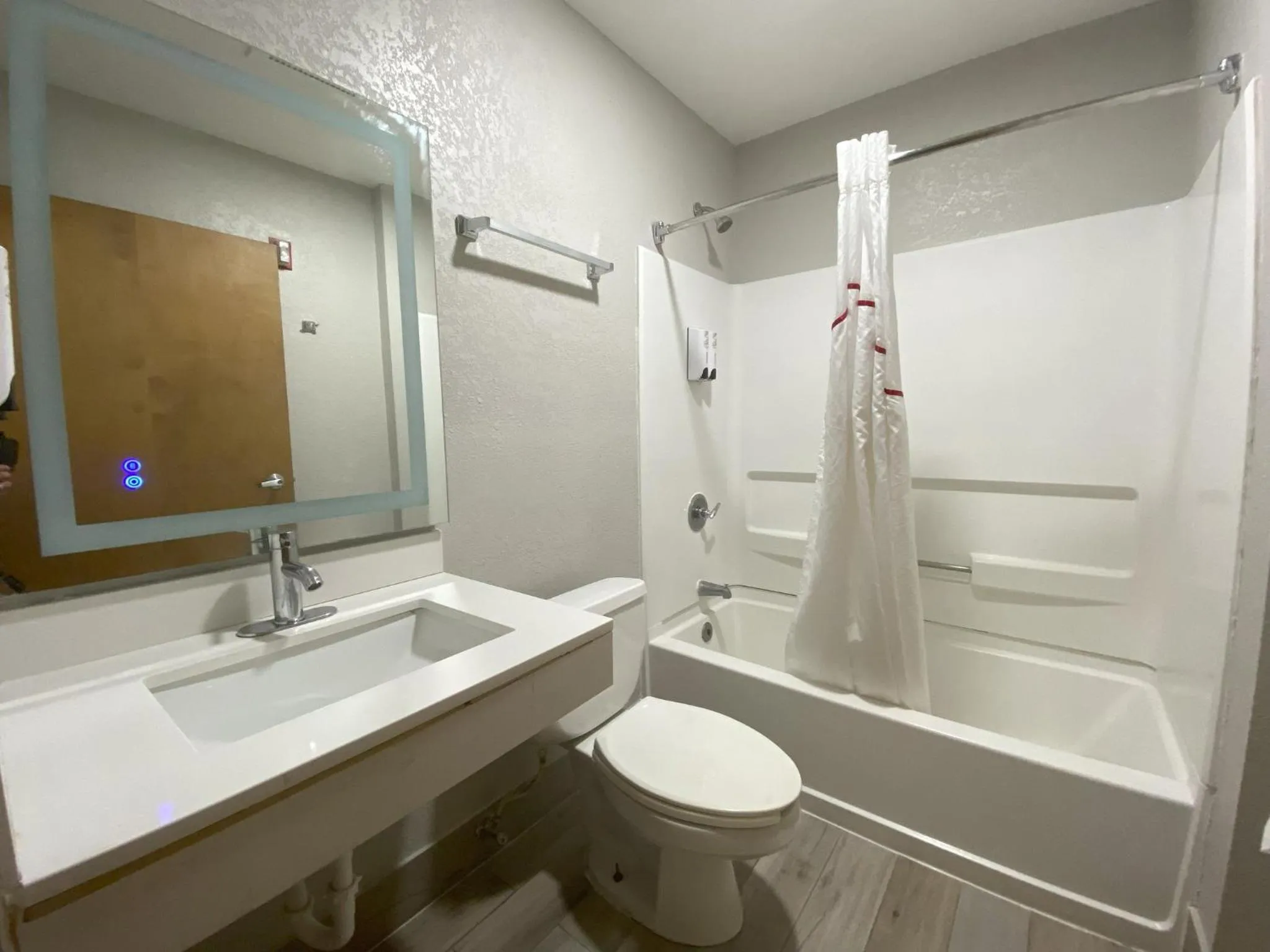 Bathroom in Red Roof Inn Winston-Salem