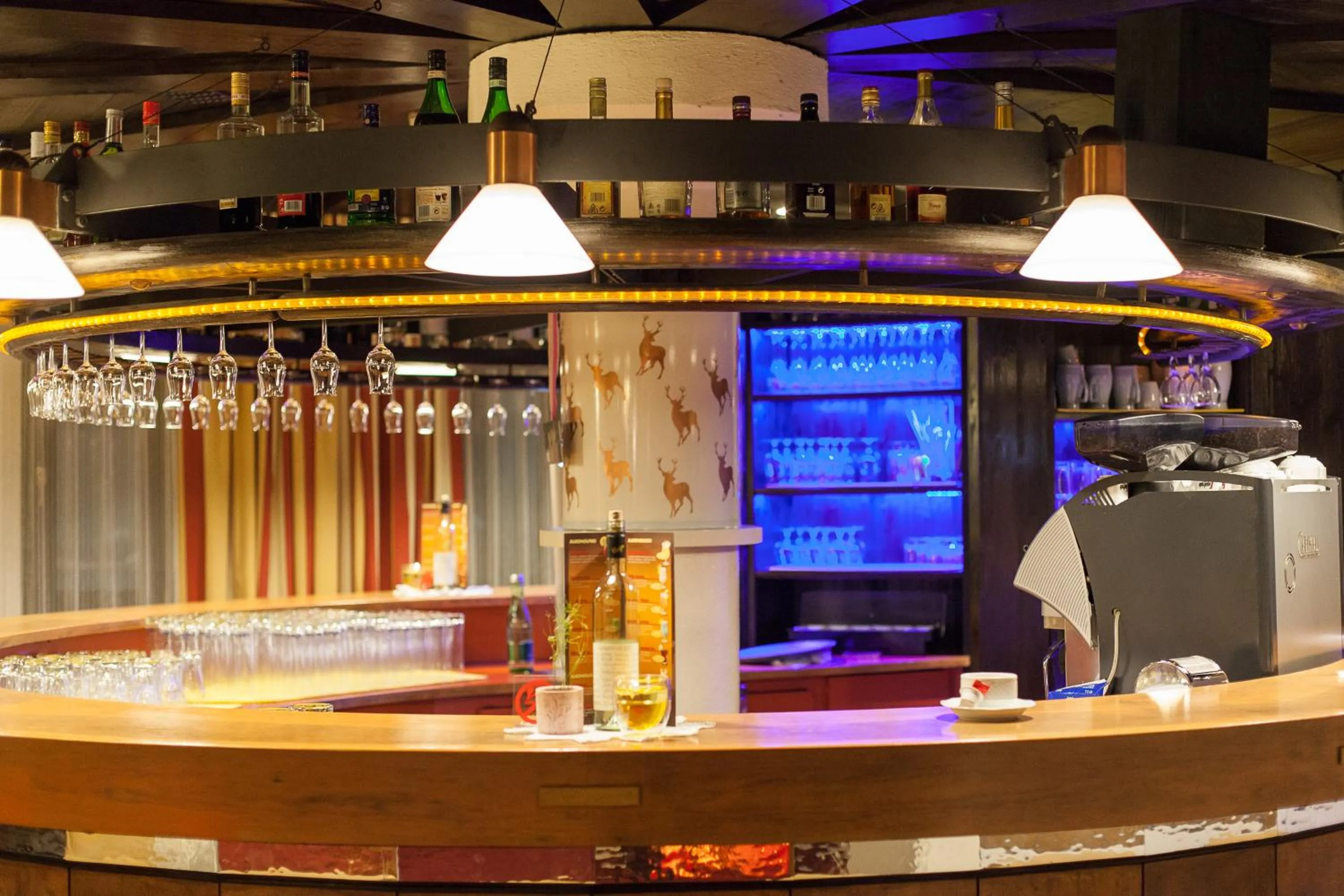 Lounge or bar in Hotel Neue Burg