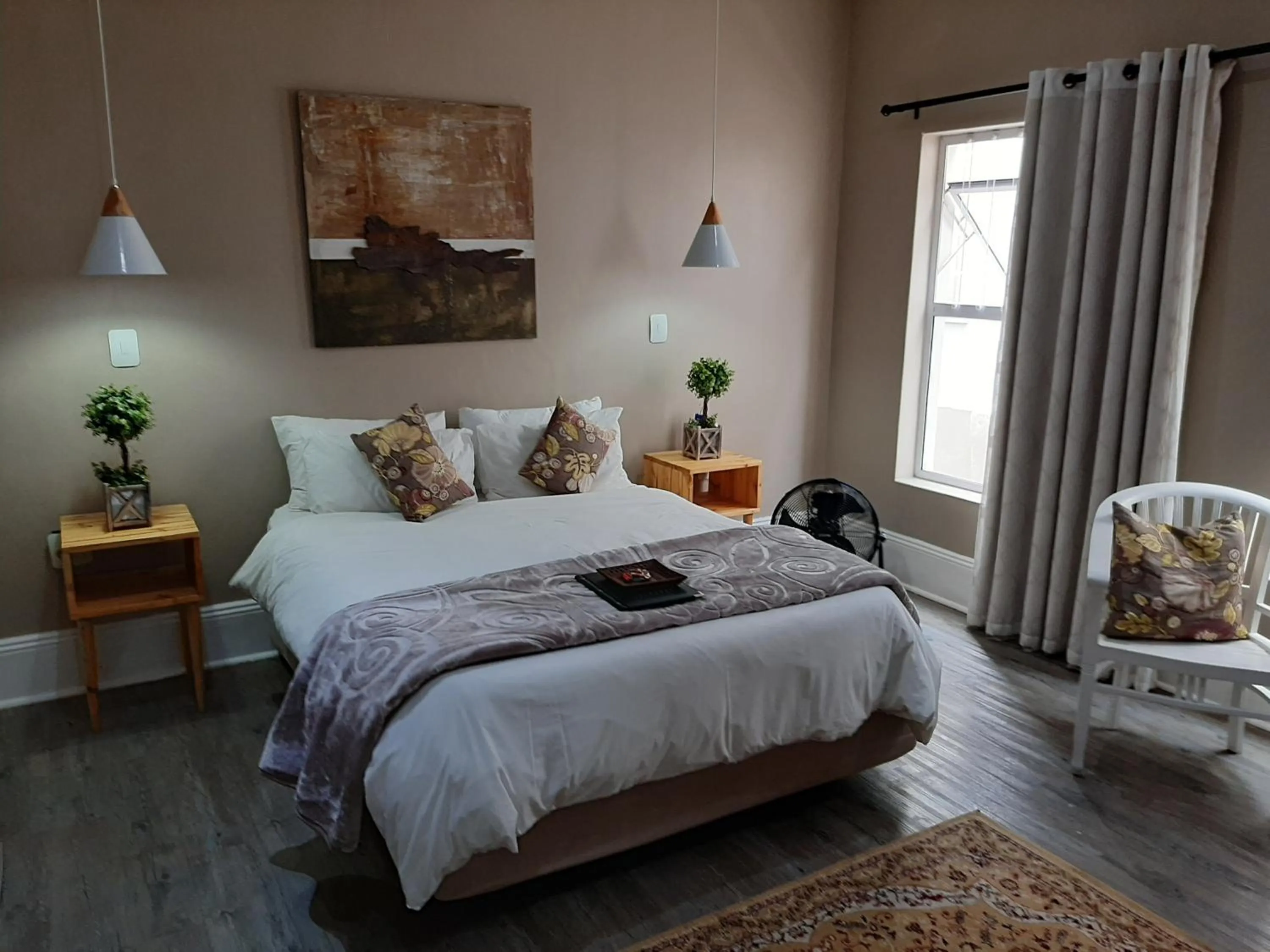 Bedroom, Bed in 23 On Glen Guest House